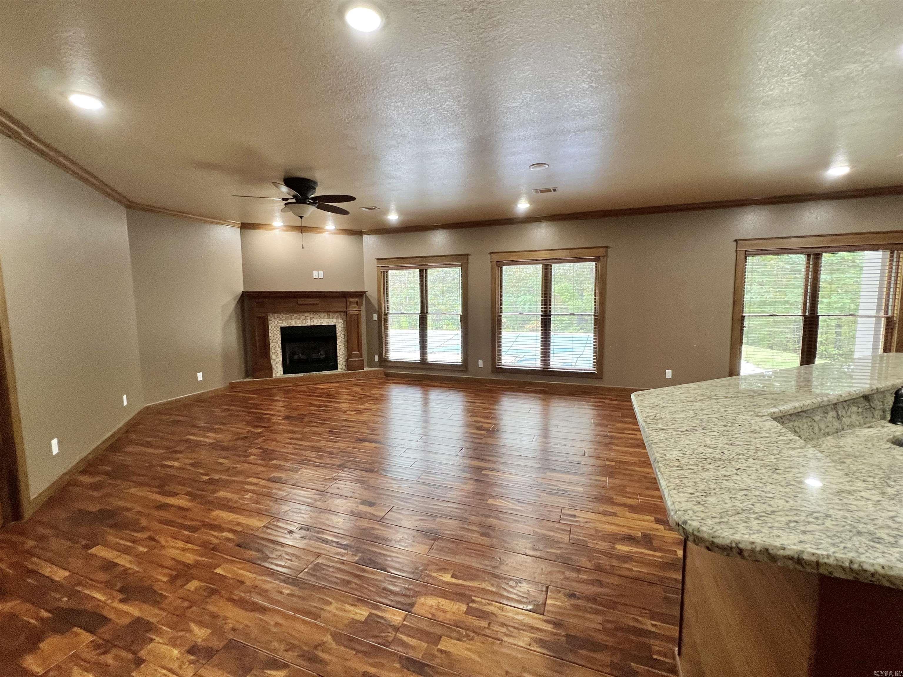 847 Woodland Hills Drive  Mountain View, AR