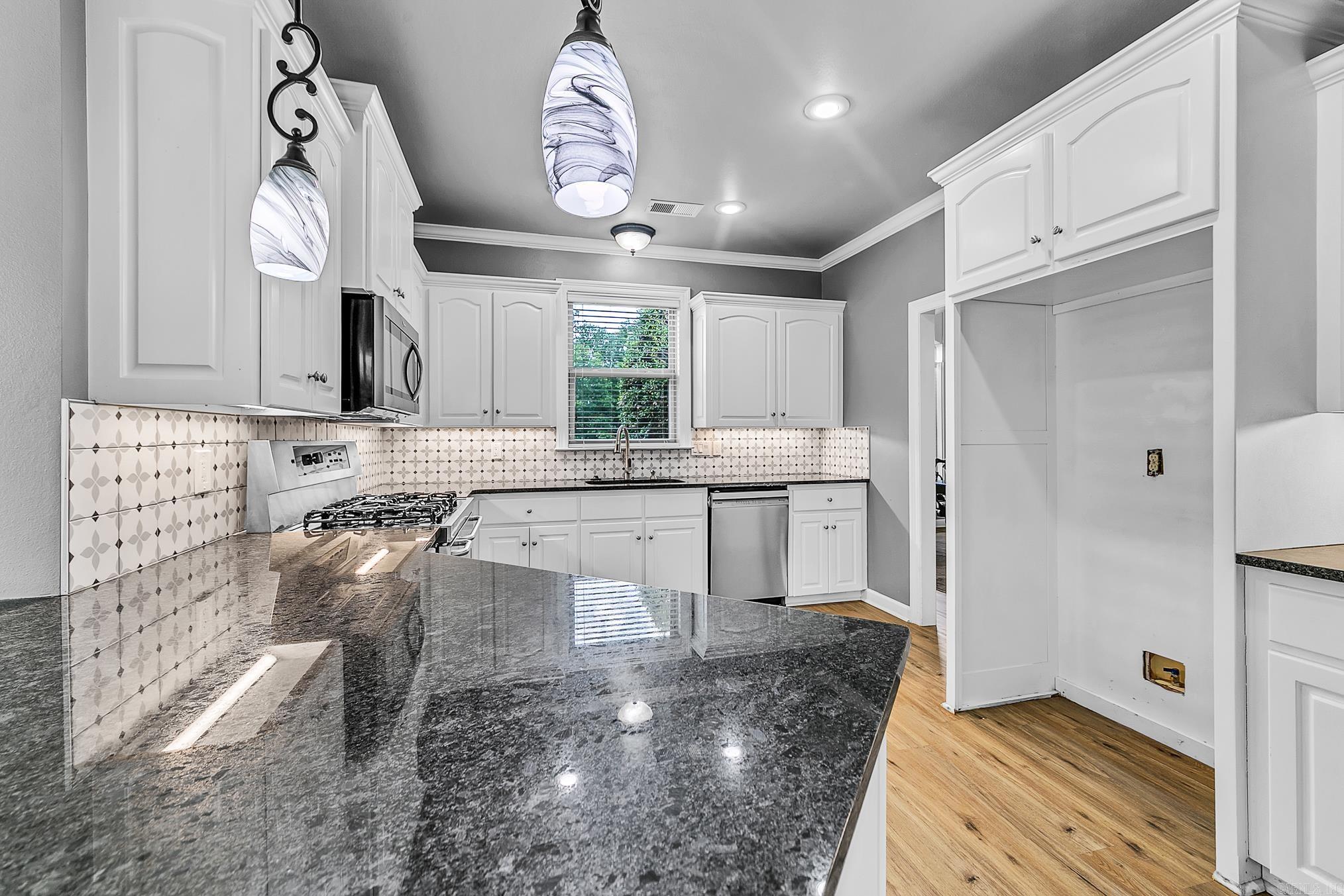 706 Greystone  Cabot, AR