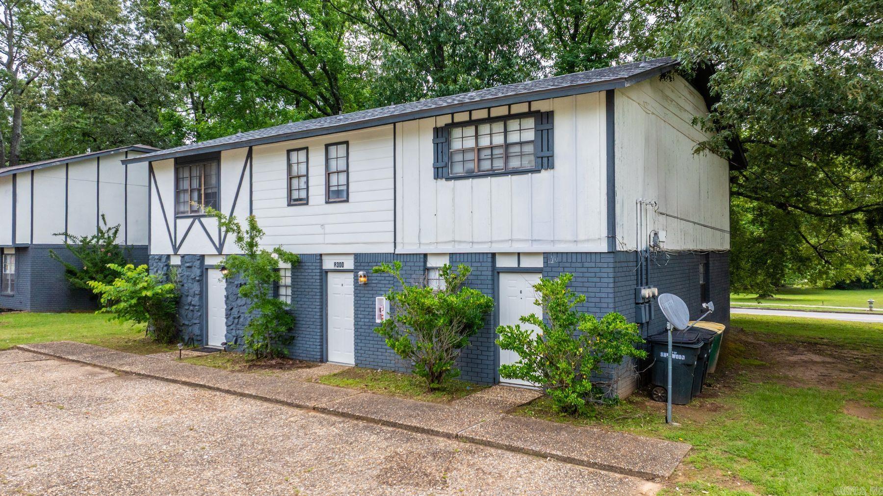 8300 E Woodview  Sherwood, AR