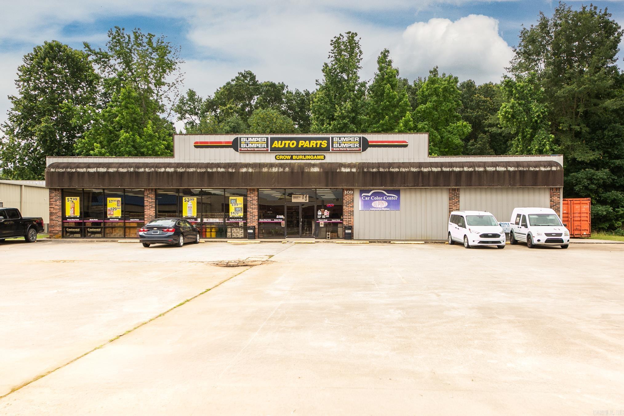 204, 206,109 Plaza  Cabot, AR