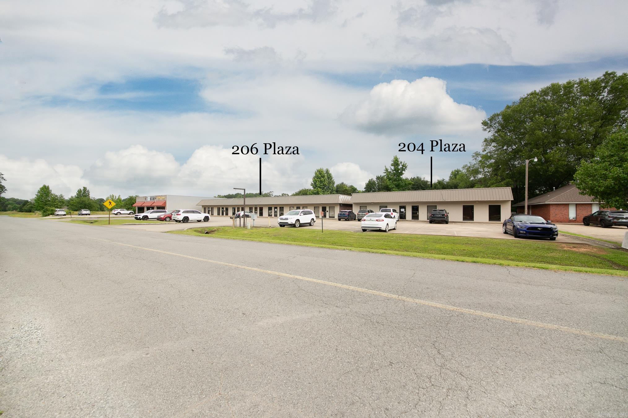 204, 206,109 Plaza  Cabot, AR