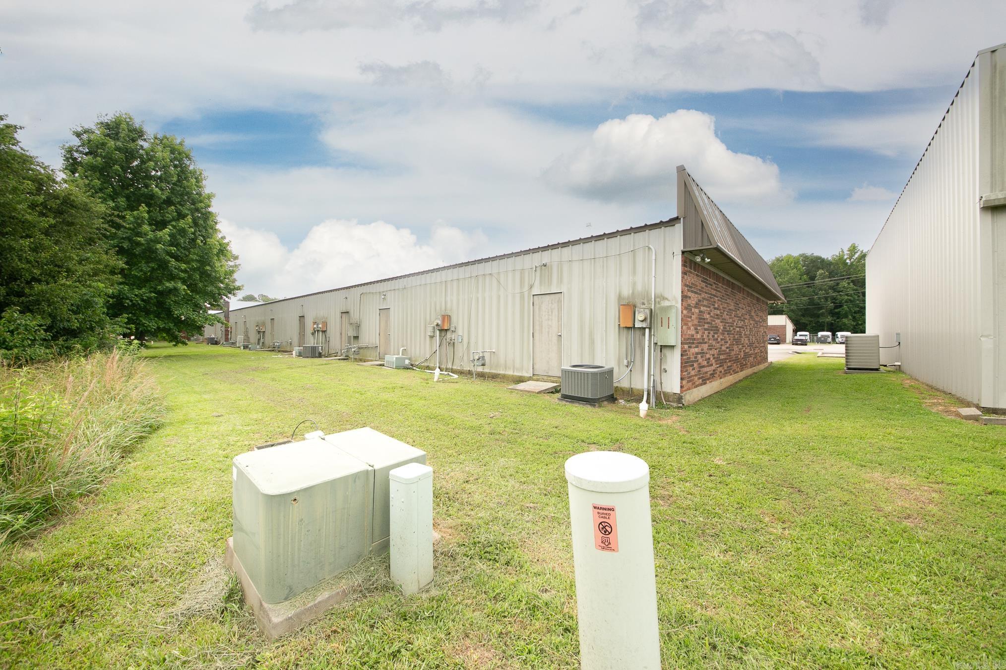 204, 206,109 Plaza  Cabot, AR
