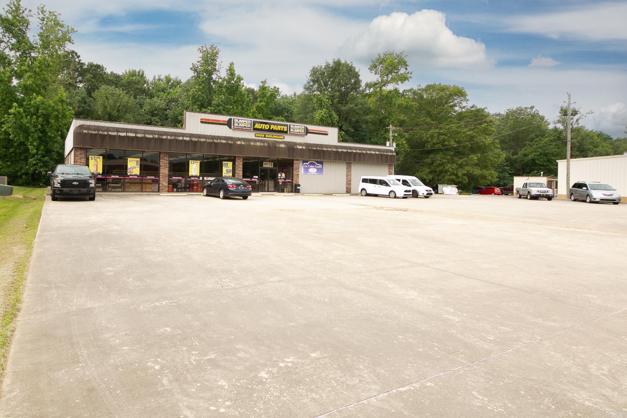 204, 206,109 Plaza  Cabot, AR
