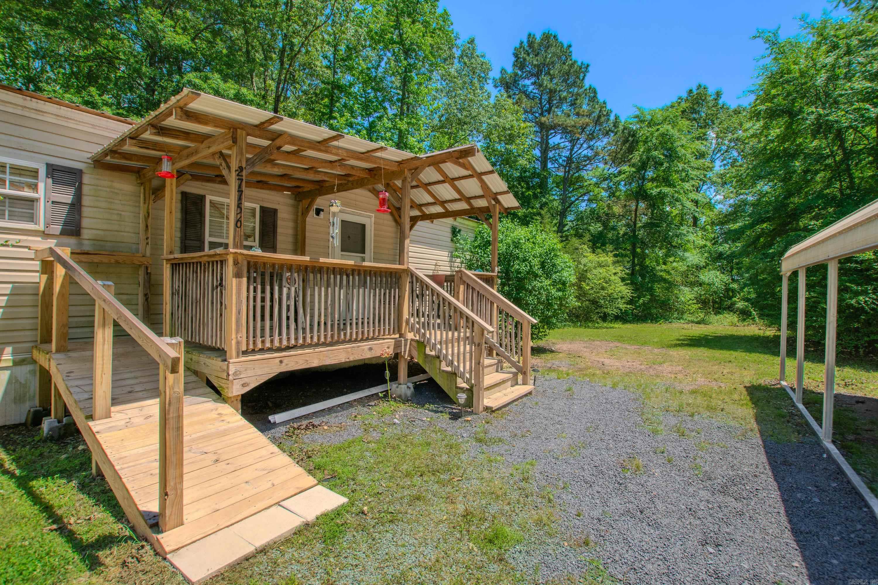 27756 S Sardis Road  Bauxite, AR