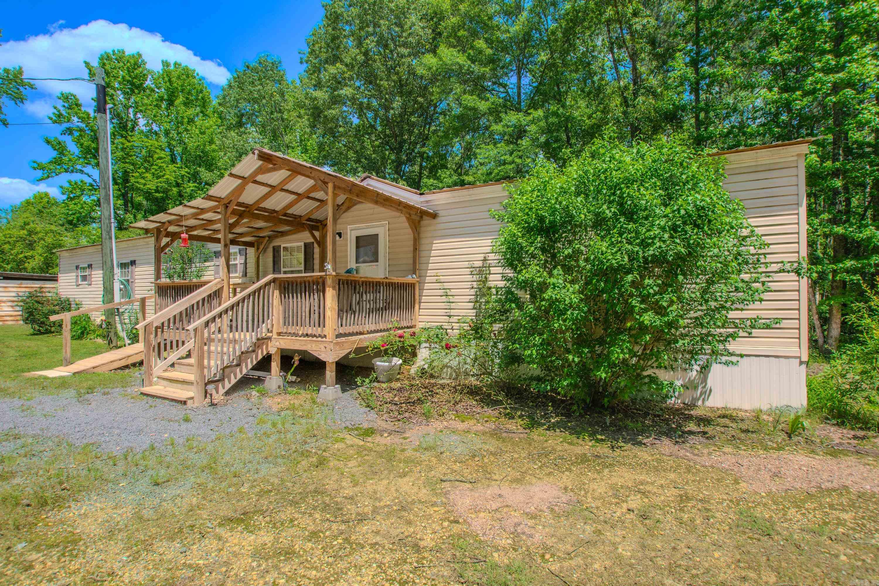 27756 S Sardis Road  Bauxite, AR