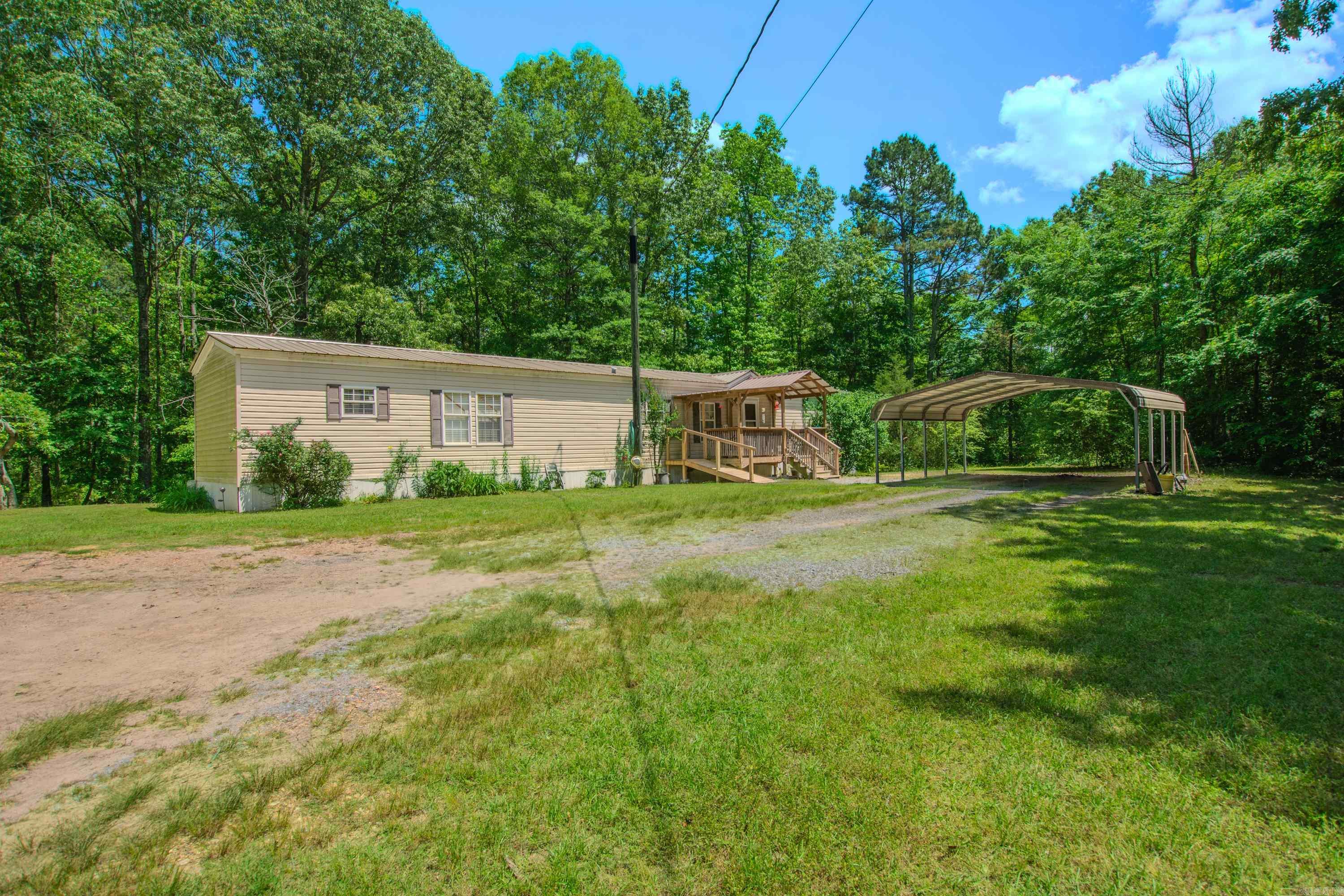 27756 S Sardis Road  Bauxite, AR
