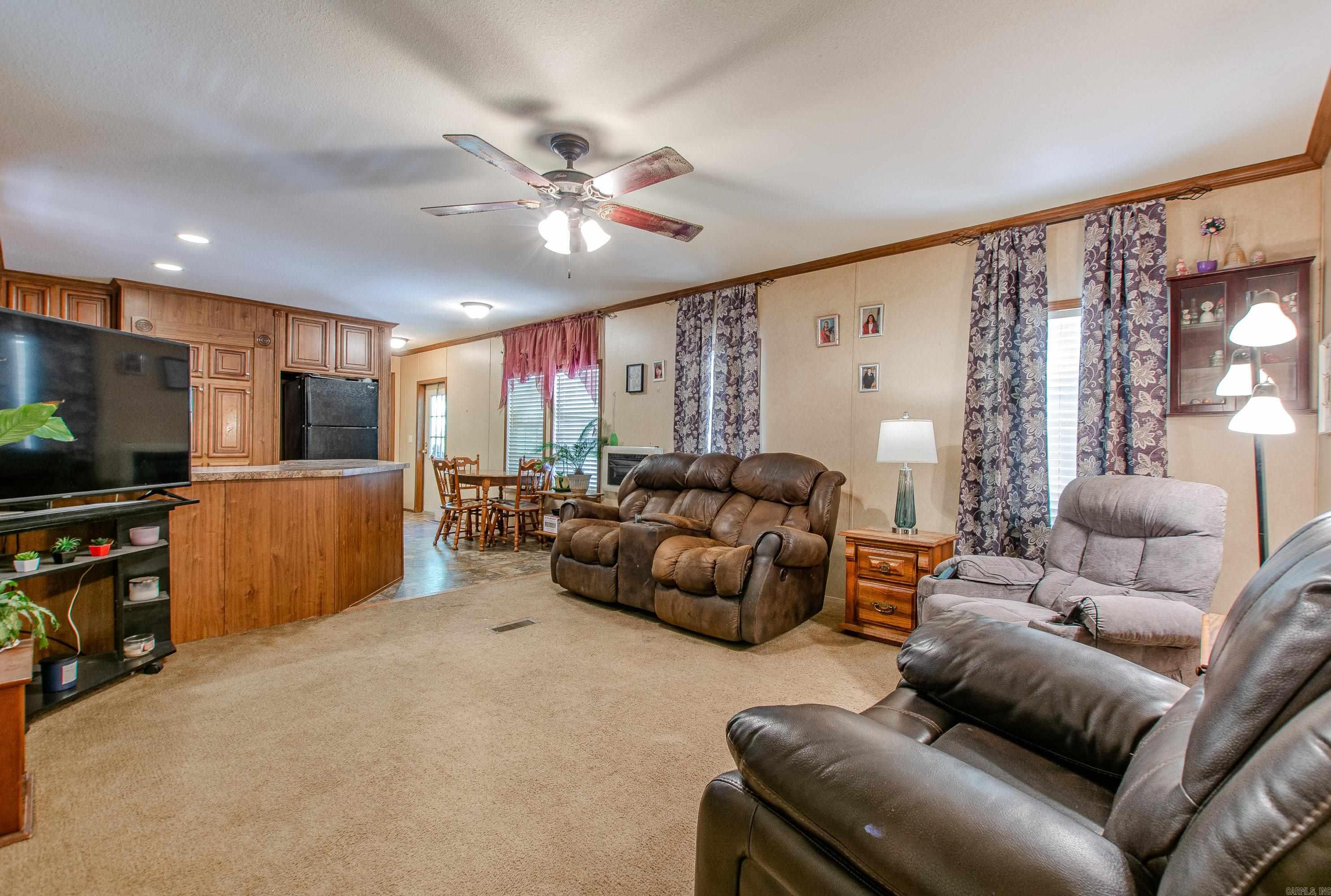 27756 S Sardis Road  Bauxite, AR
