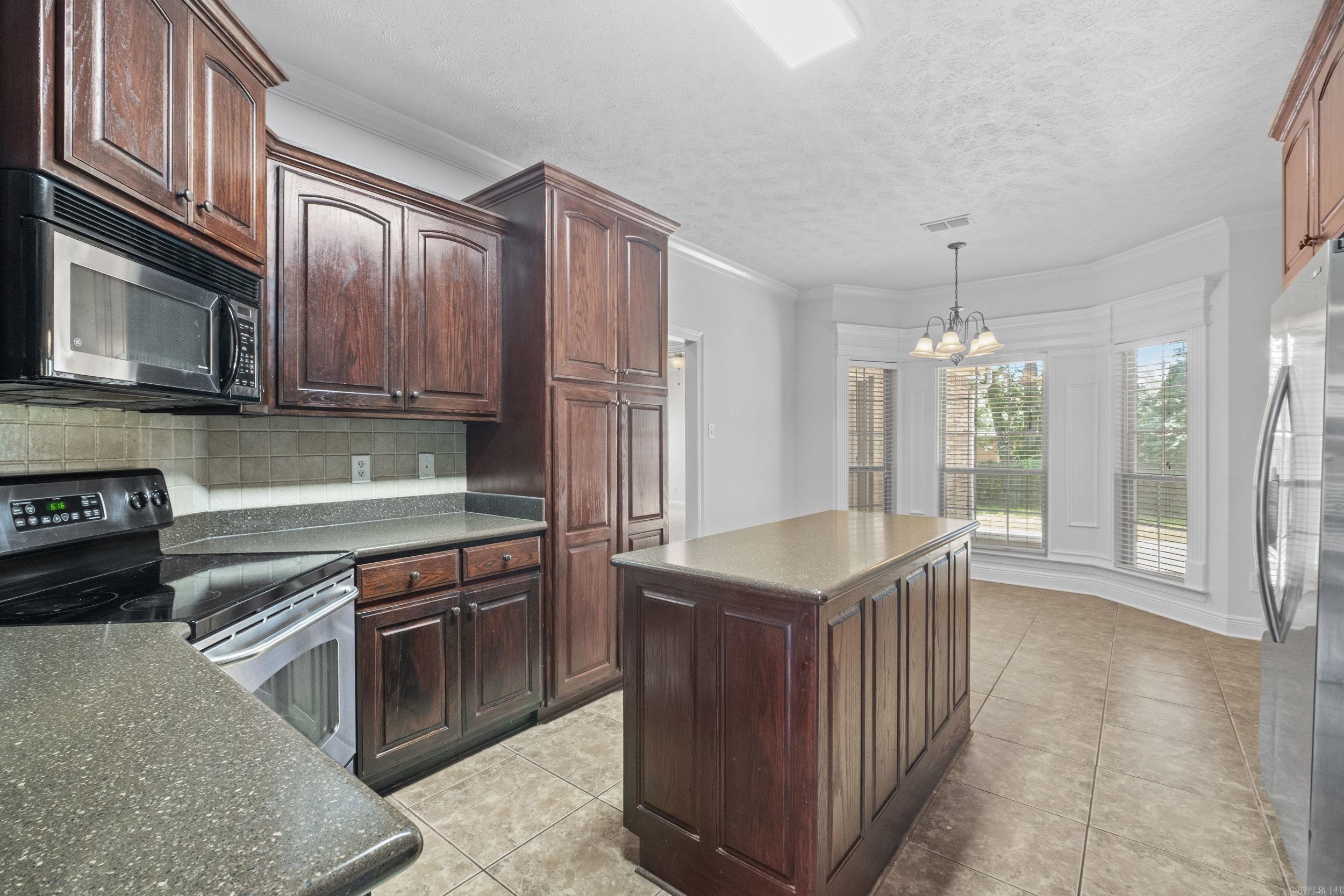 15 Talladega Loop  Cabot, AR