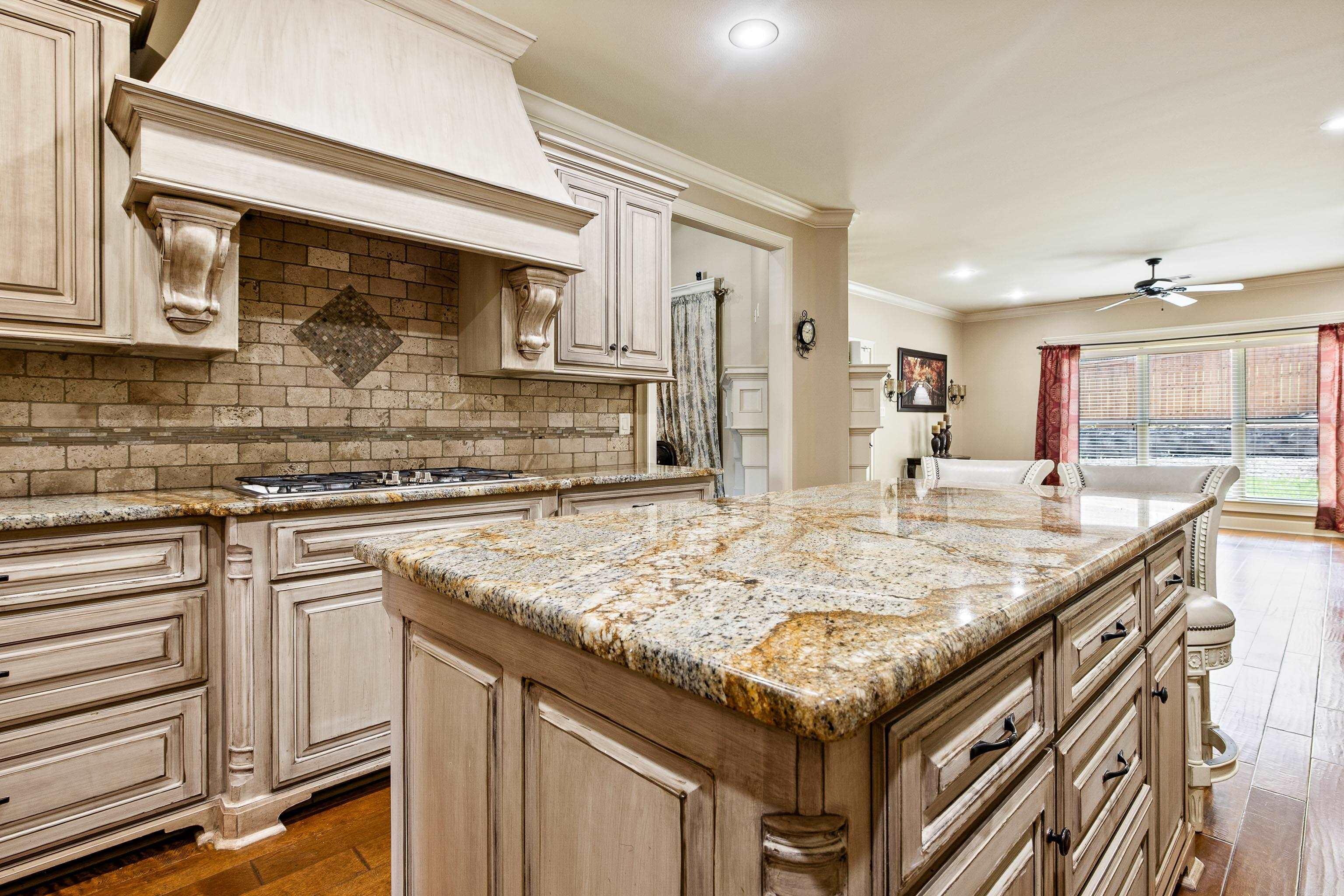 14 LONGWELL LOOP  Little Rock, AR