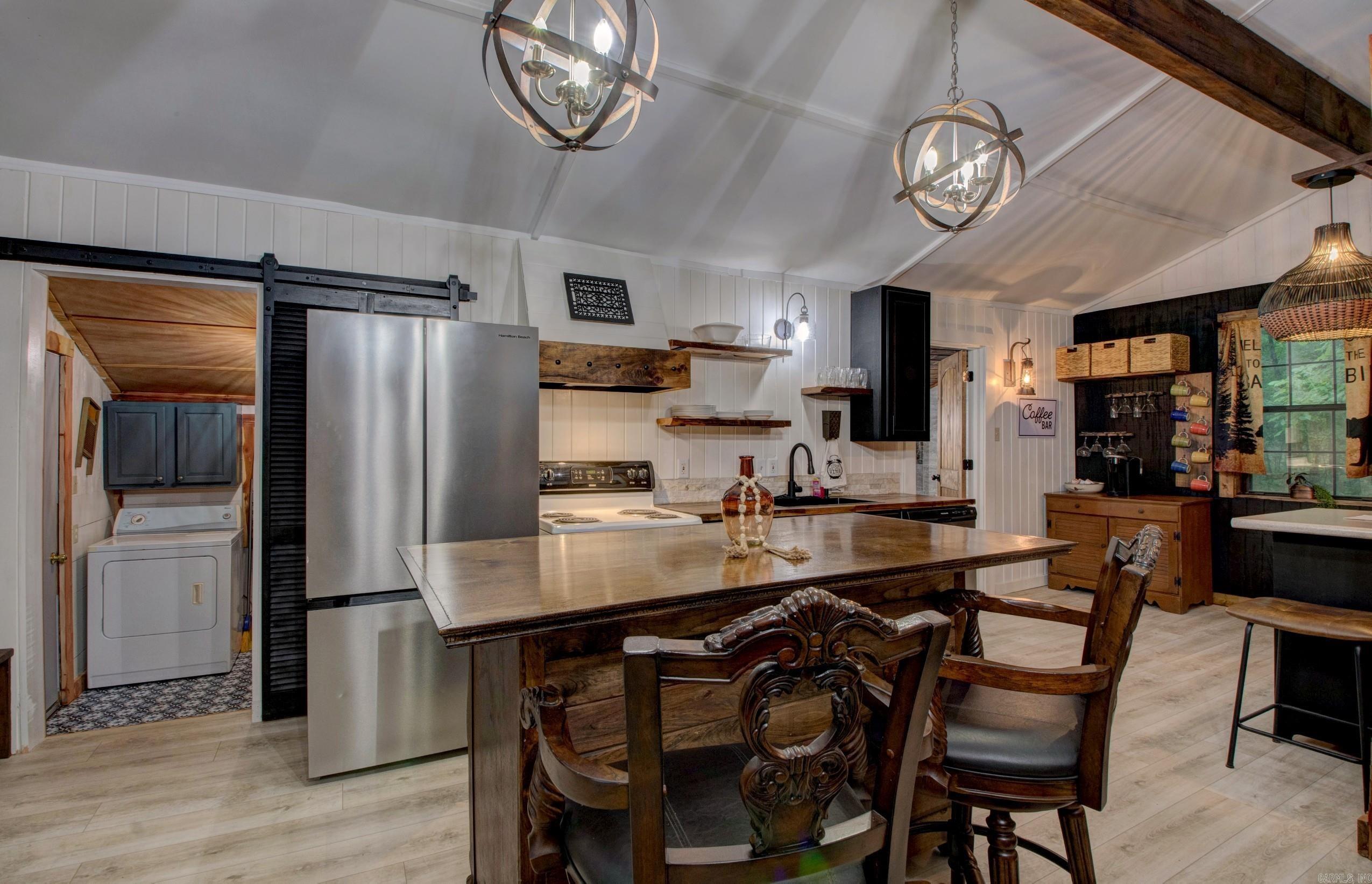 164 Roxie  Greers Ferry, AR