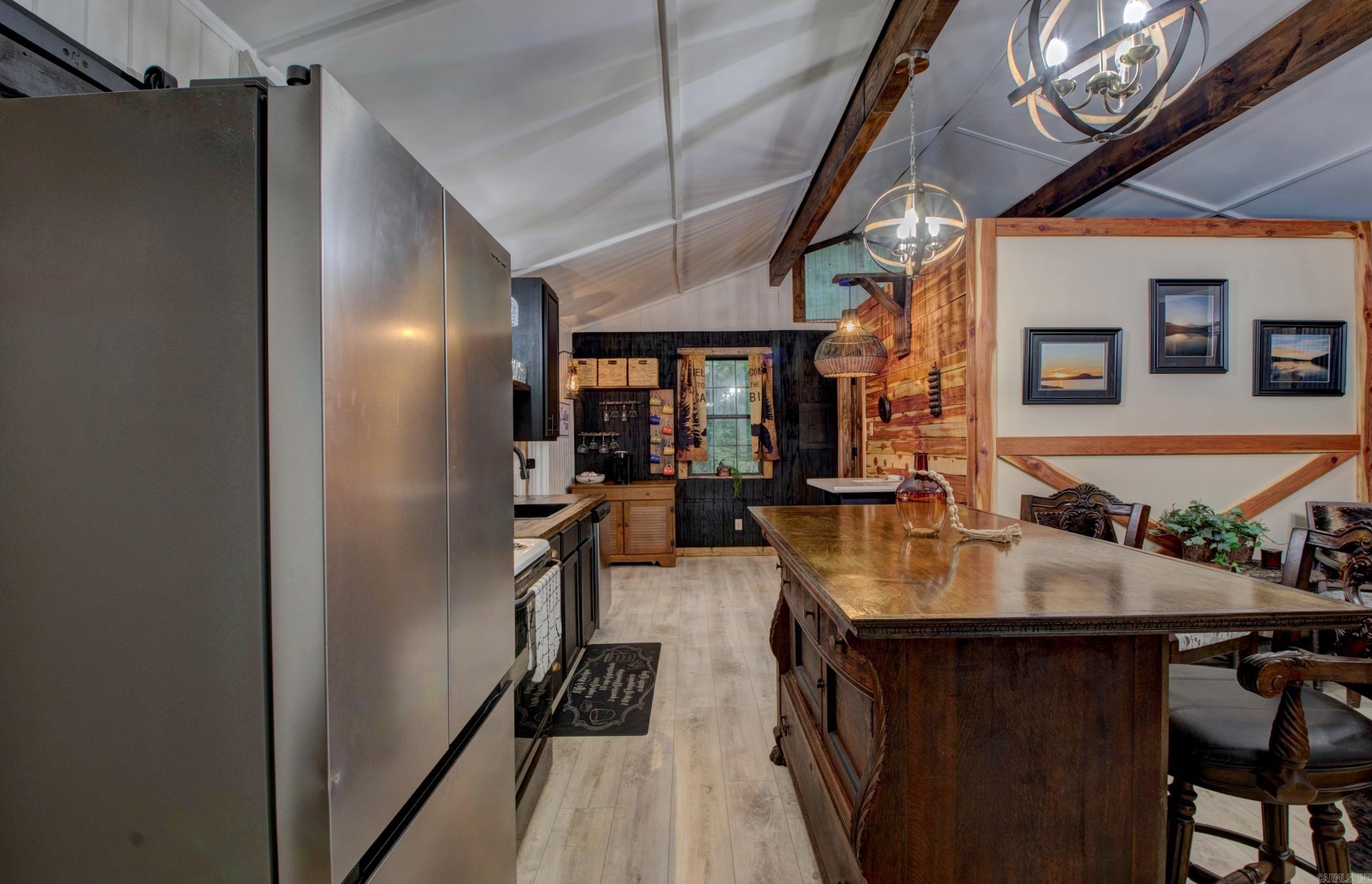 164 Roxie  Greers Ferry, AR