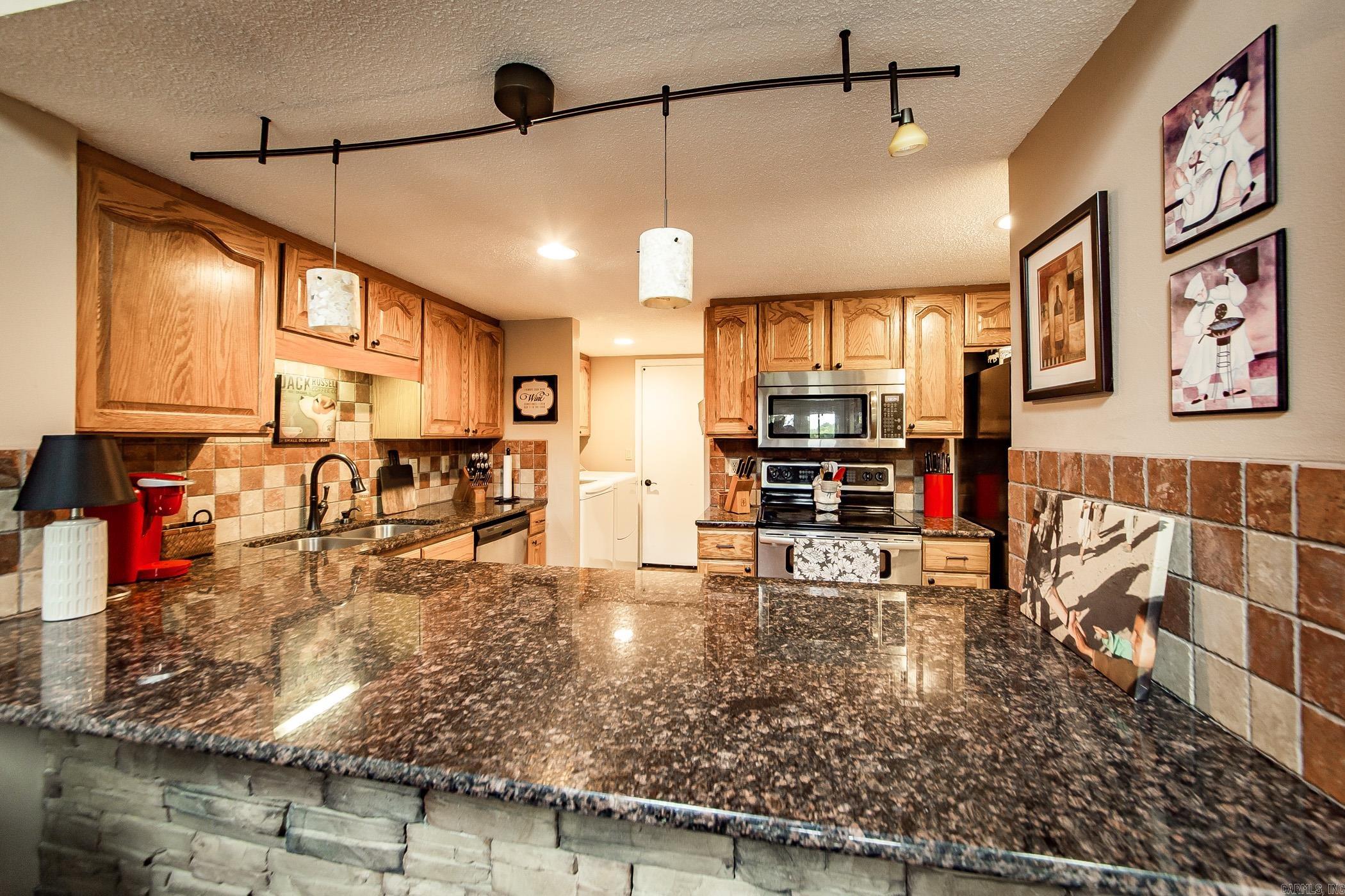 601 Woodlawn  Fairfield Bay, AR