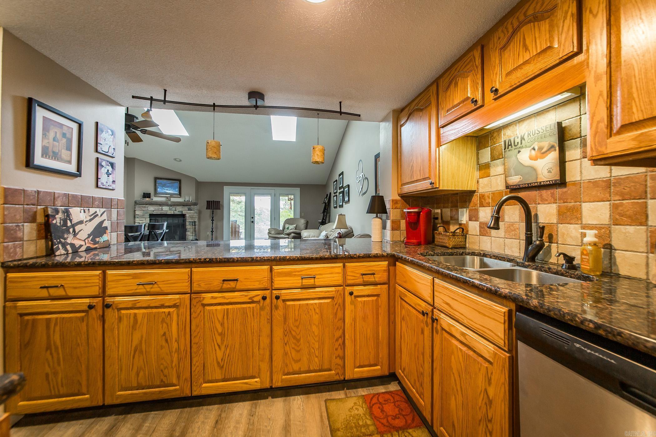 601 Woodlawn  Fairfield Bay, AR