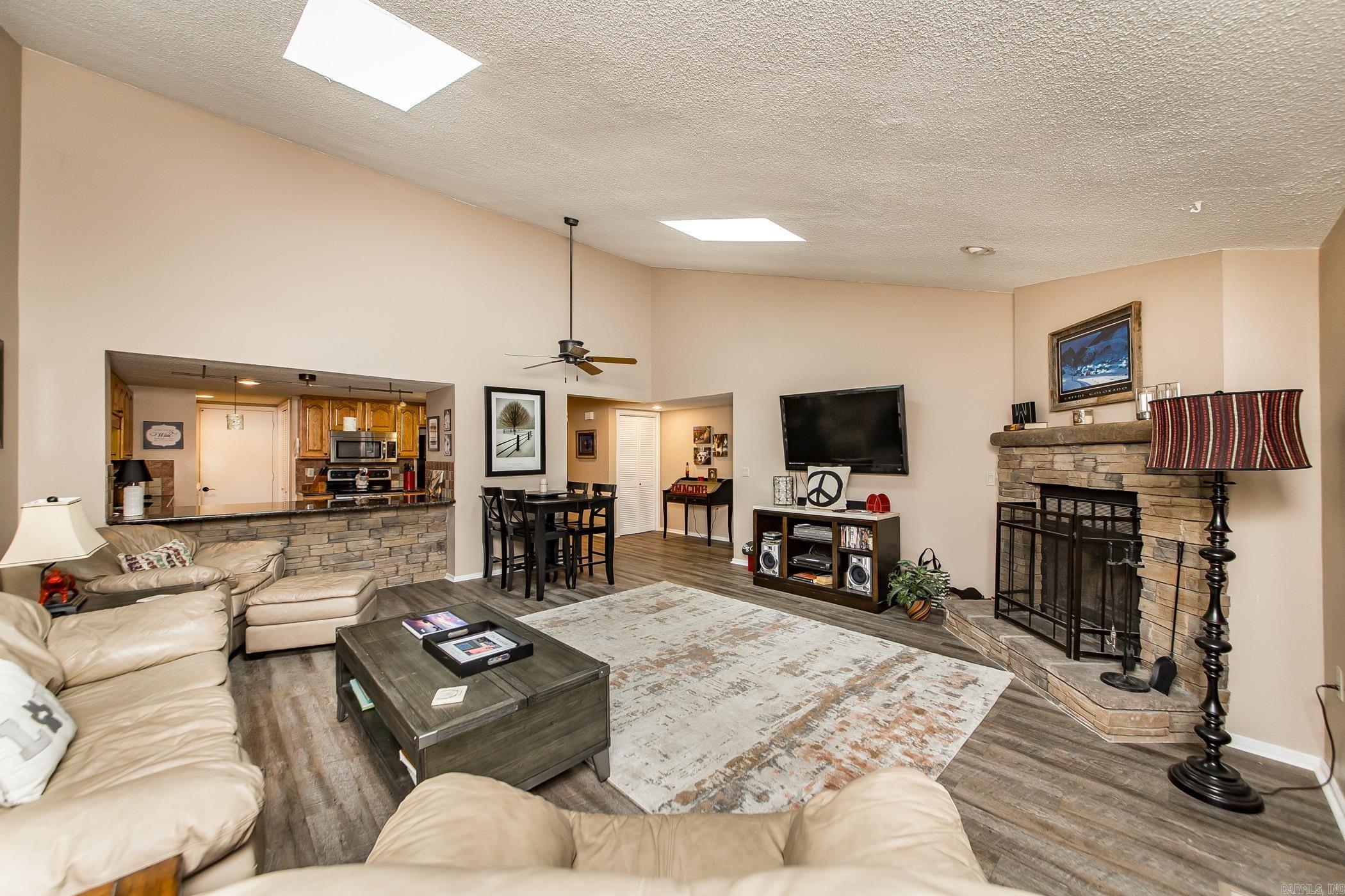 601 Woodlawn  Fairfield Bay, AR