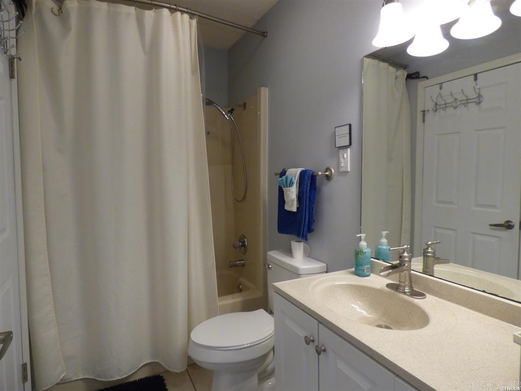 400 Farr Shores  Hot Springs, AR