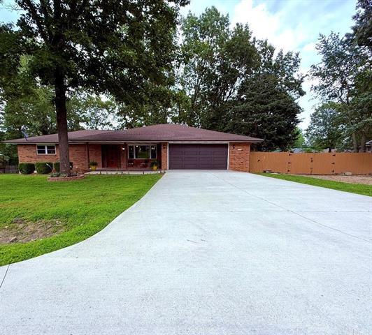 1711  Lonoke Road  Mountain Home, AR