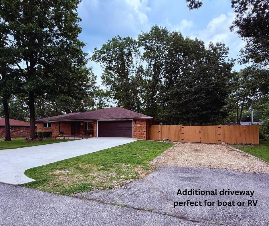 1711 Lonoke Road  Mountain Home, AR