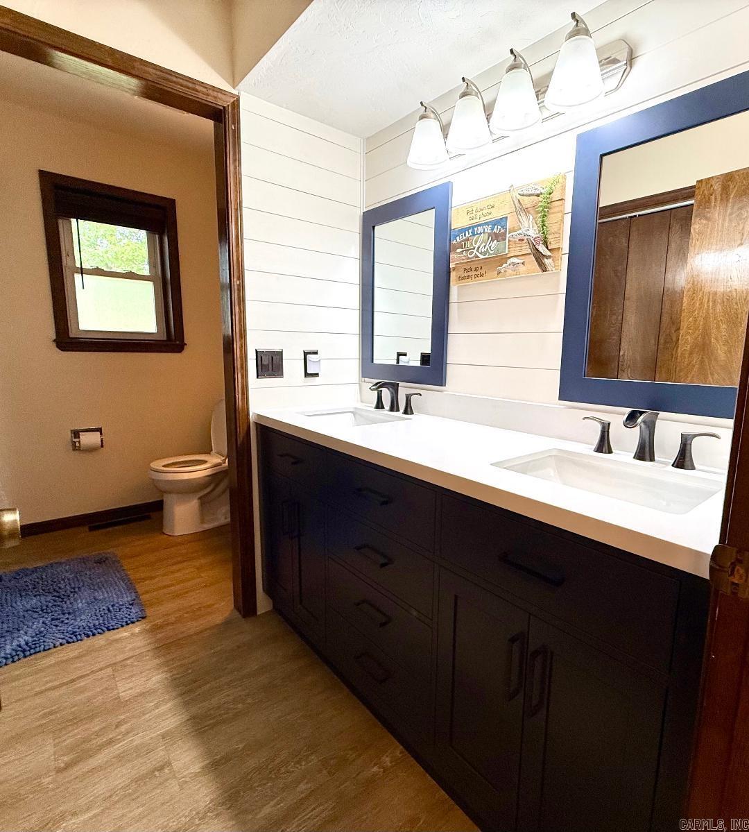 1711 Lonoke Road  Mountain Home, AR