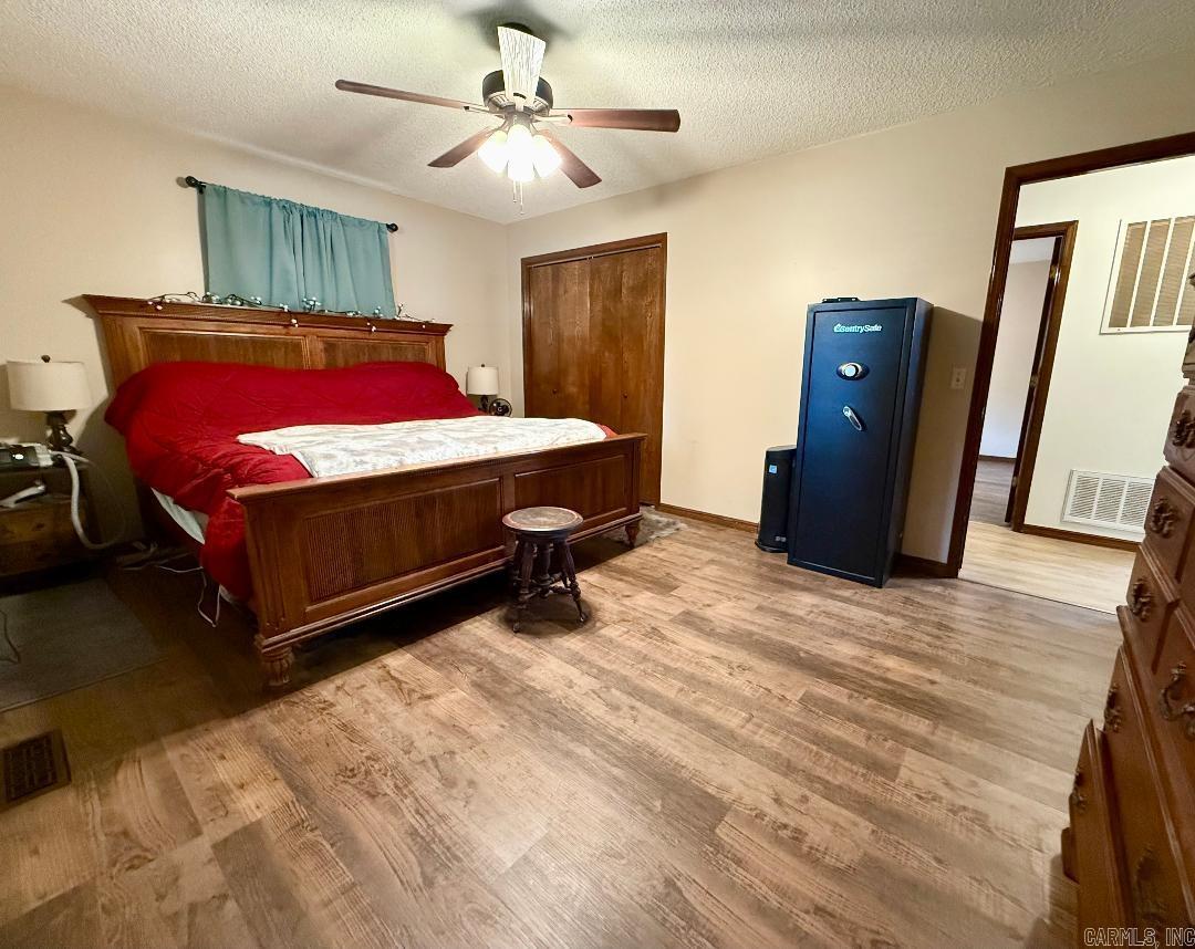 1711 Lonoke Road  Mountain Home, AR