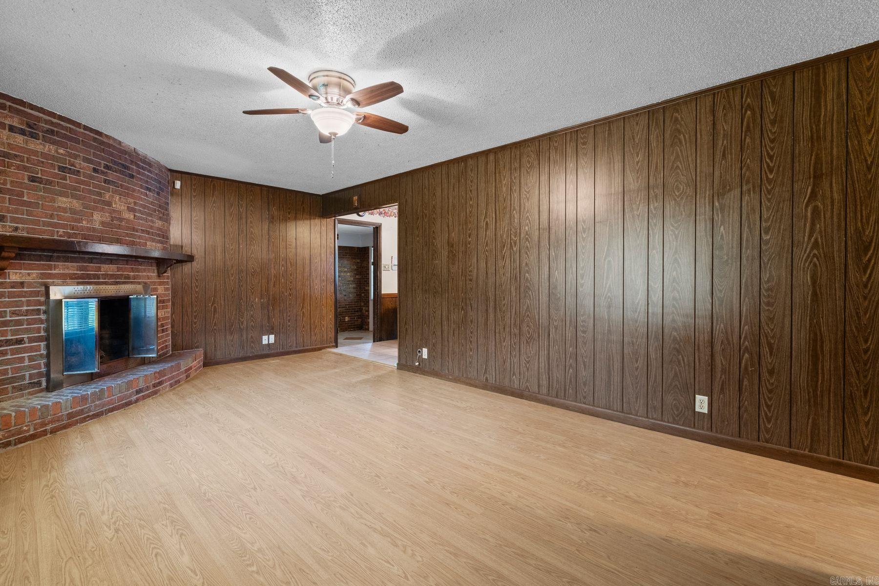 747 Clearcreek Road  Mountain Pine, AR