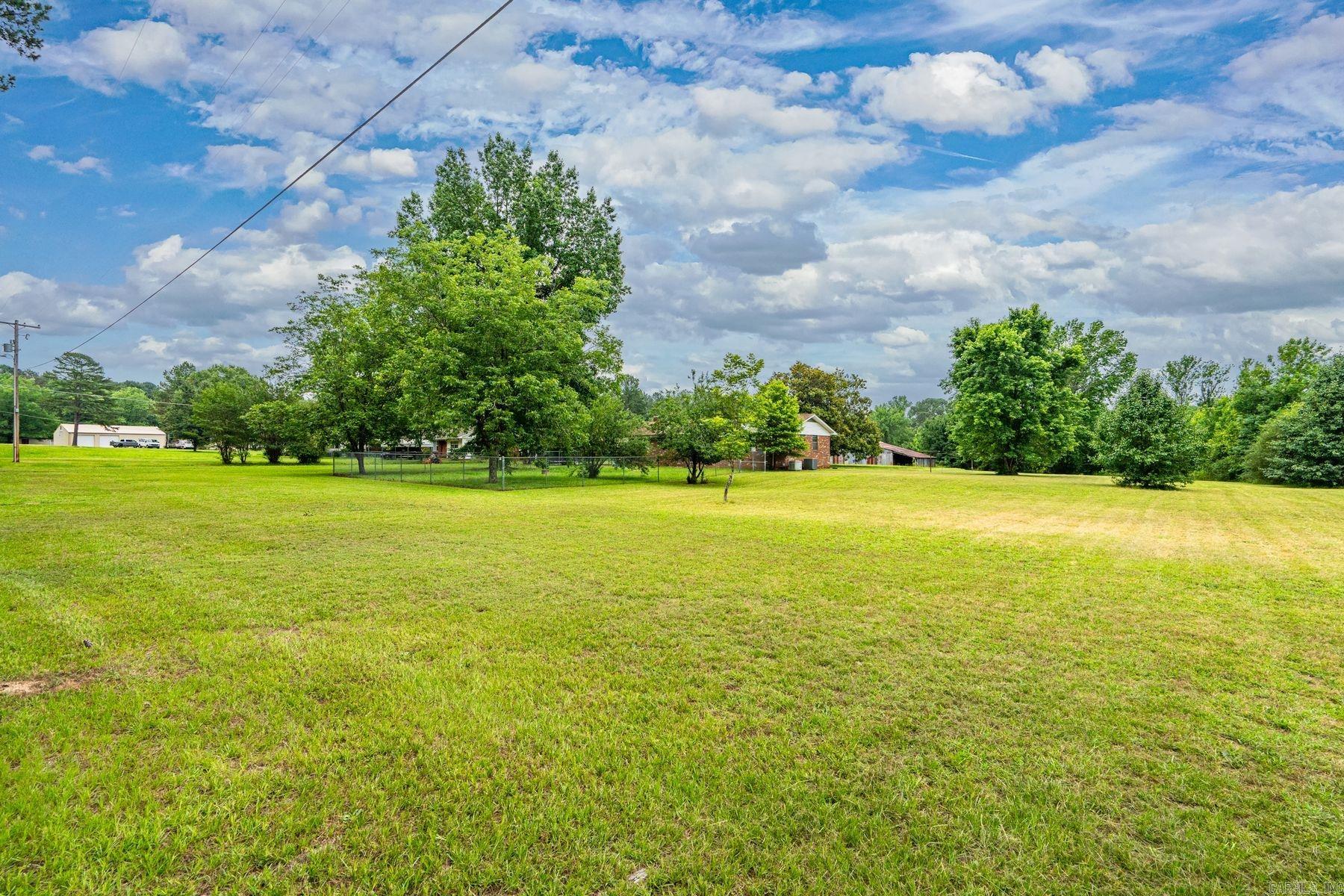 747 Clearcreek Road  Mountain Pine, AR