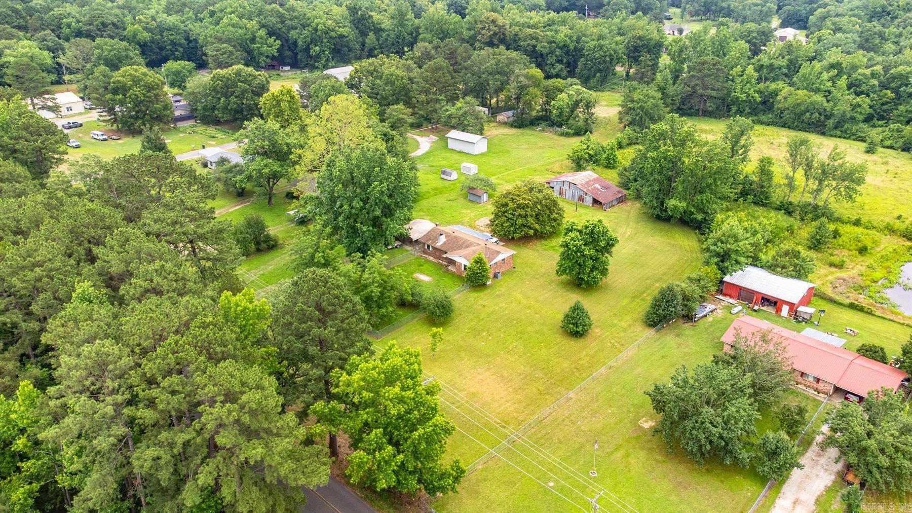 747 Clearcreek Road  Mountain Pine, AR