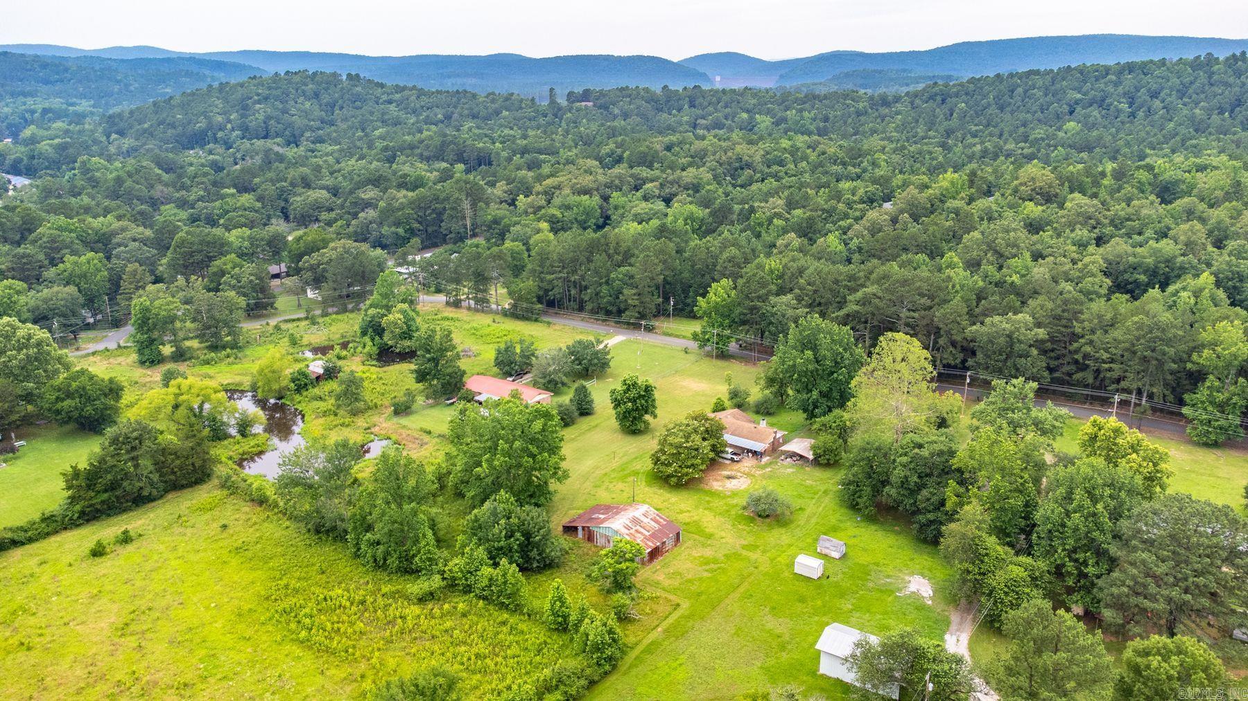 747 Clearcreek Road  Mountain Pine, AR