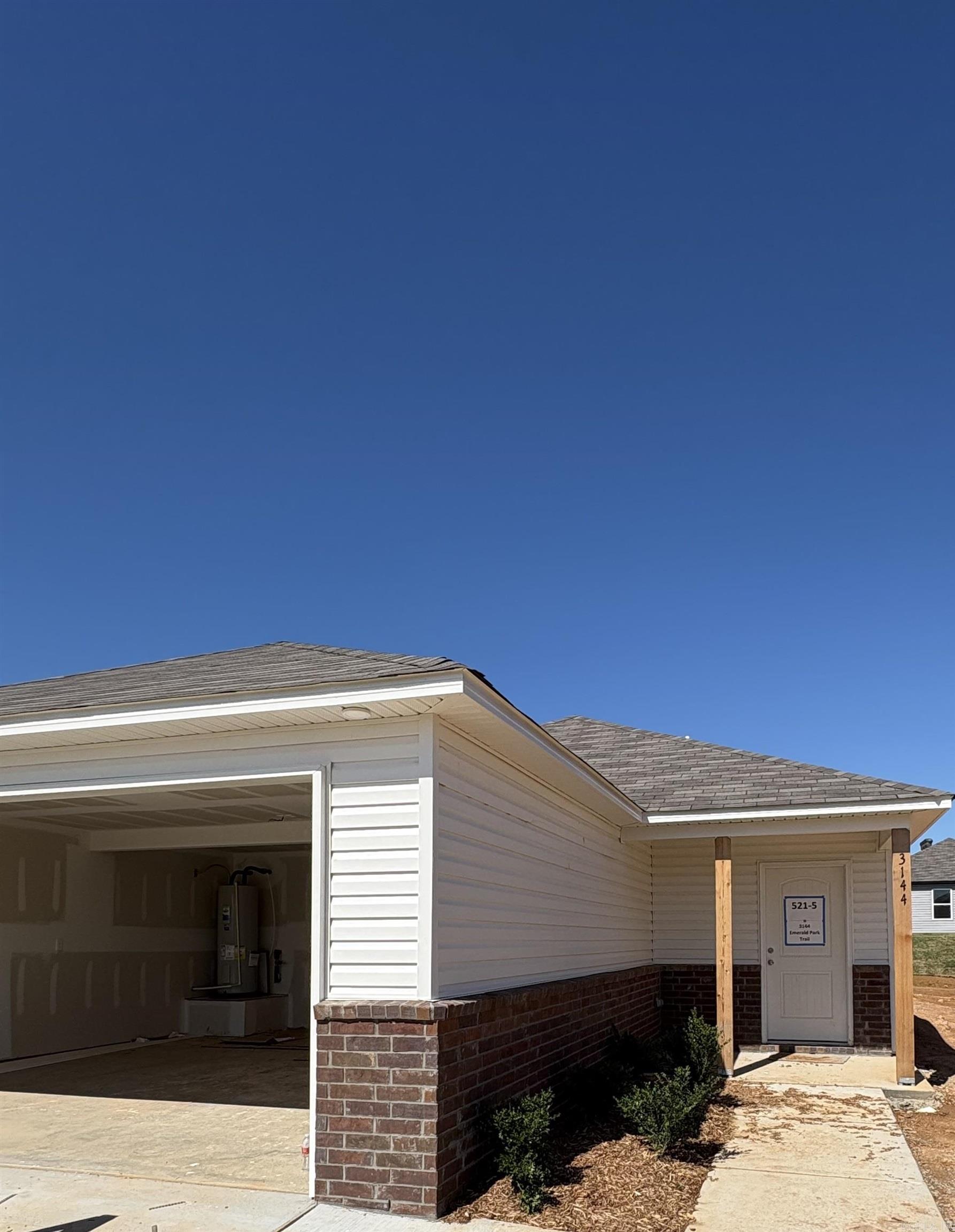3144 Emerald Park Trail