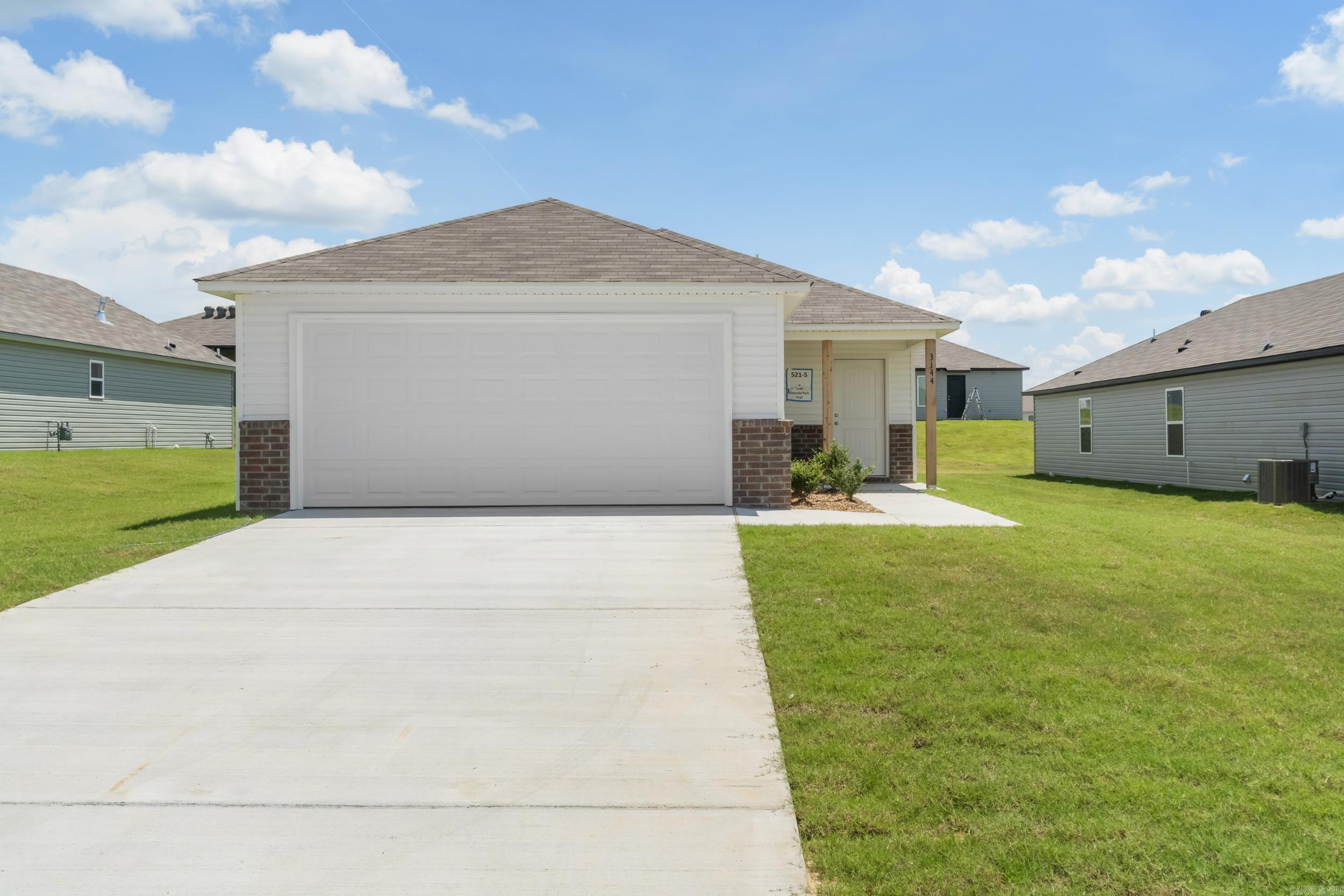 3144 Emerald Park Trail