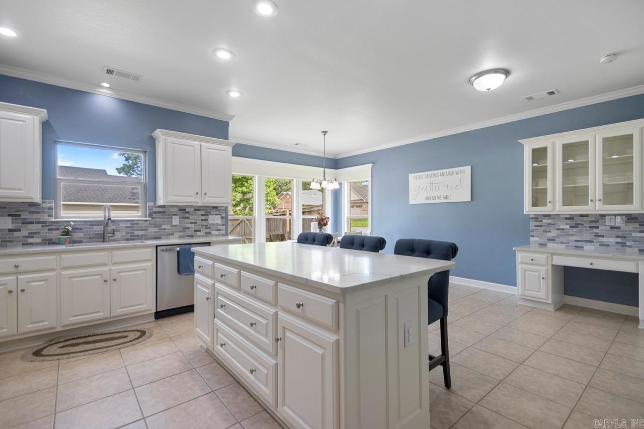128 SILVER SPRINGS  Benton, AR