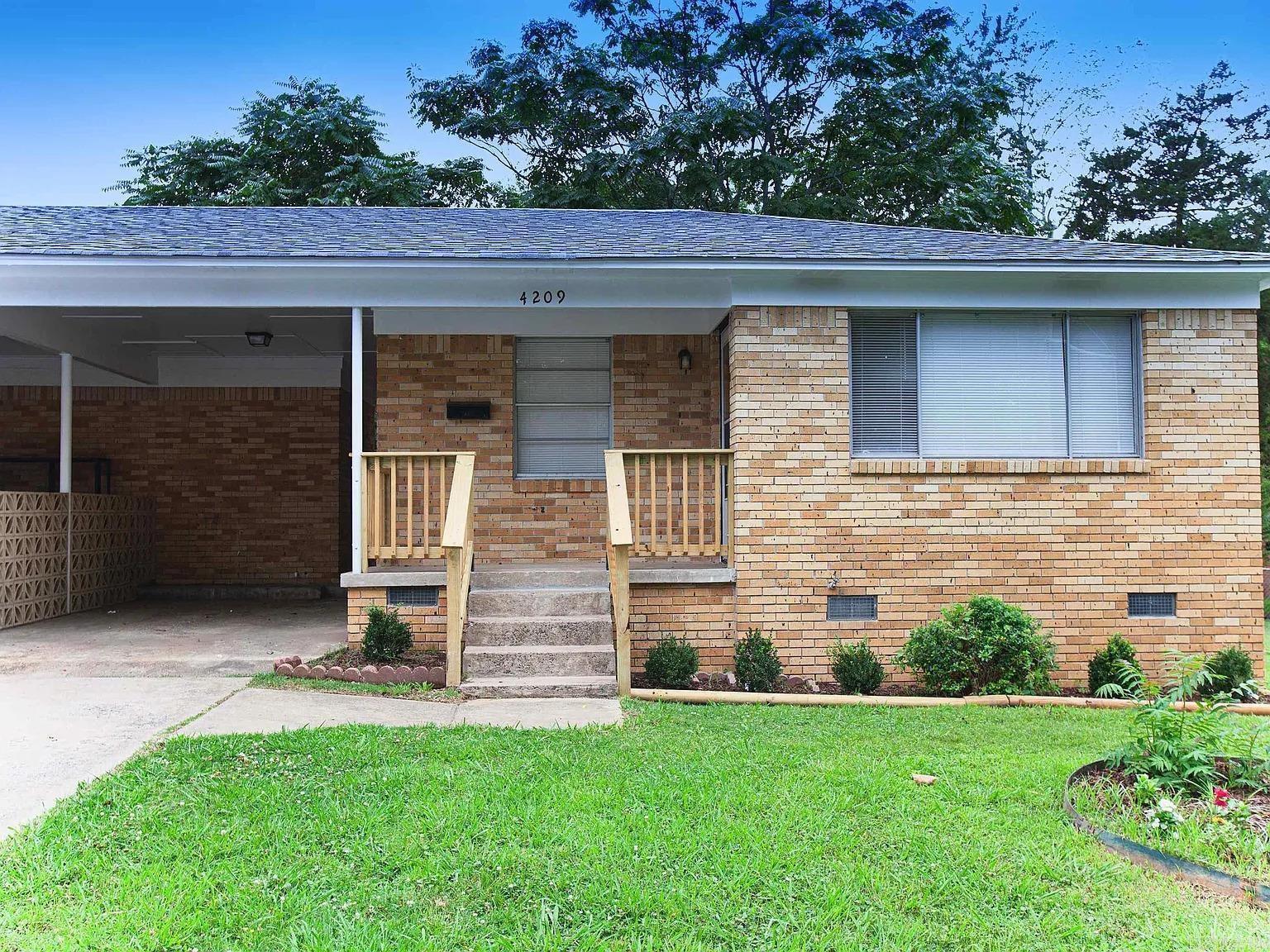4207-4209 Moss St  North Little Rock, AR