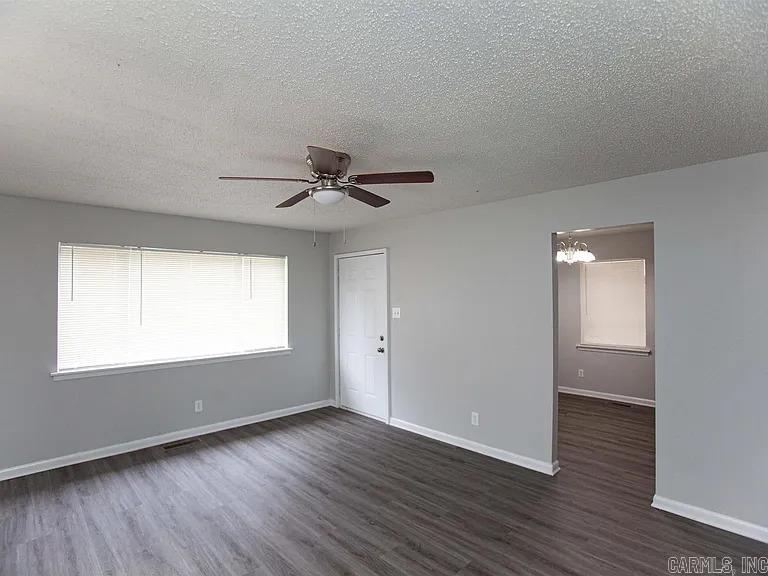 4207-4209 Moss St  North Little Rock, AR
