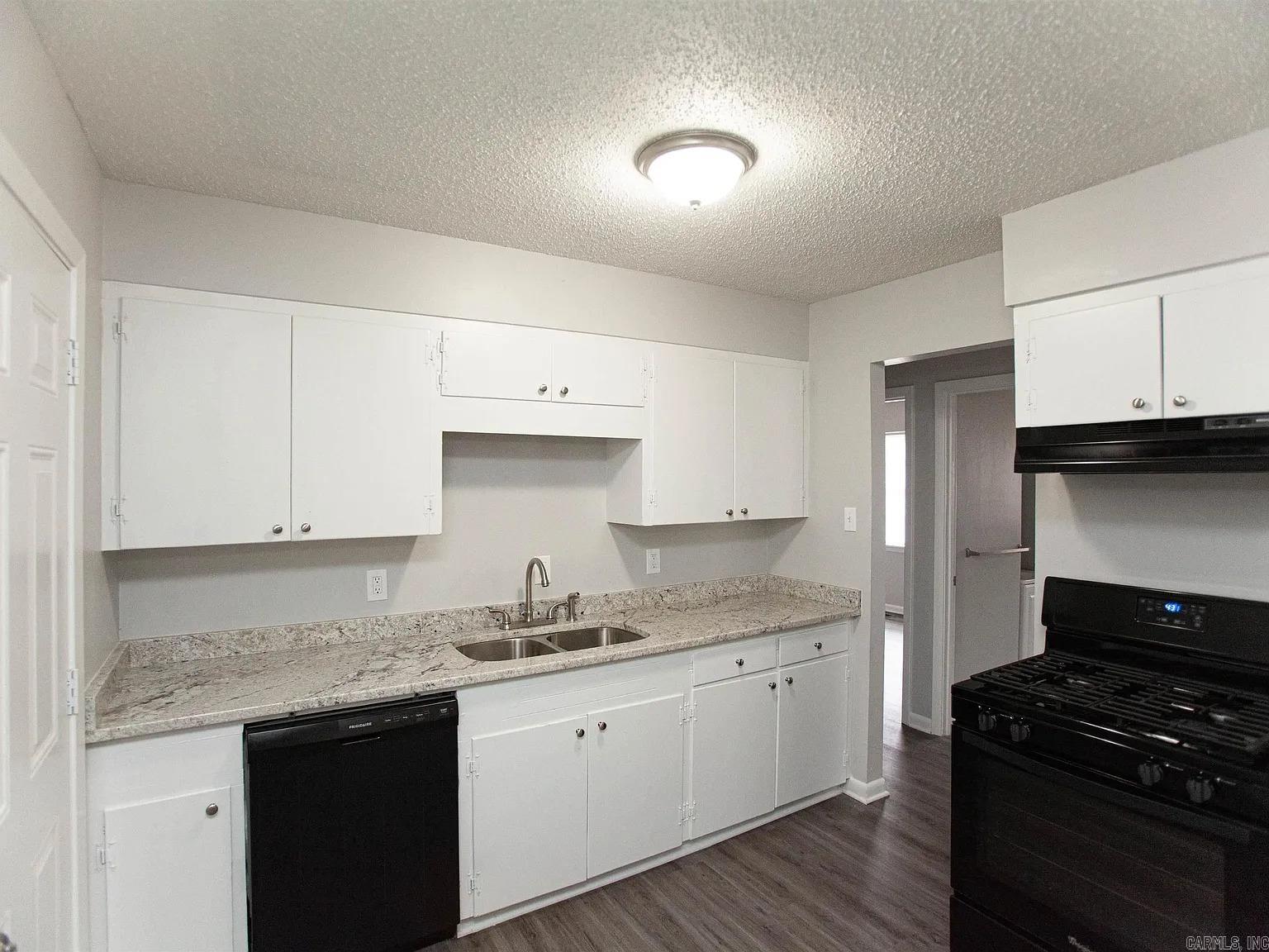 4207-4209 Moss St  North Little Rock, AR