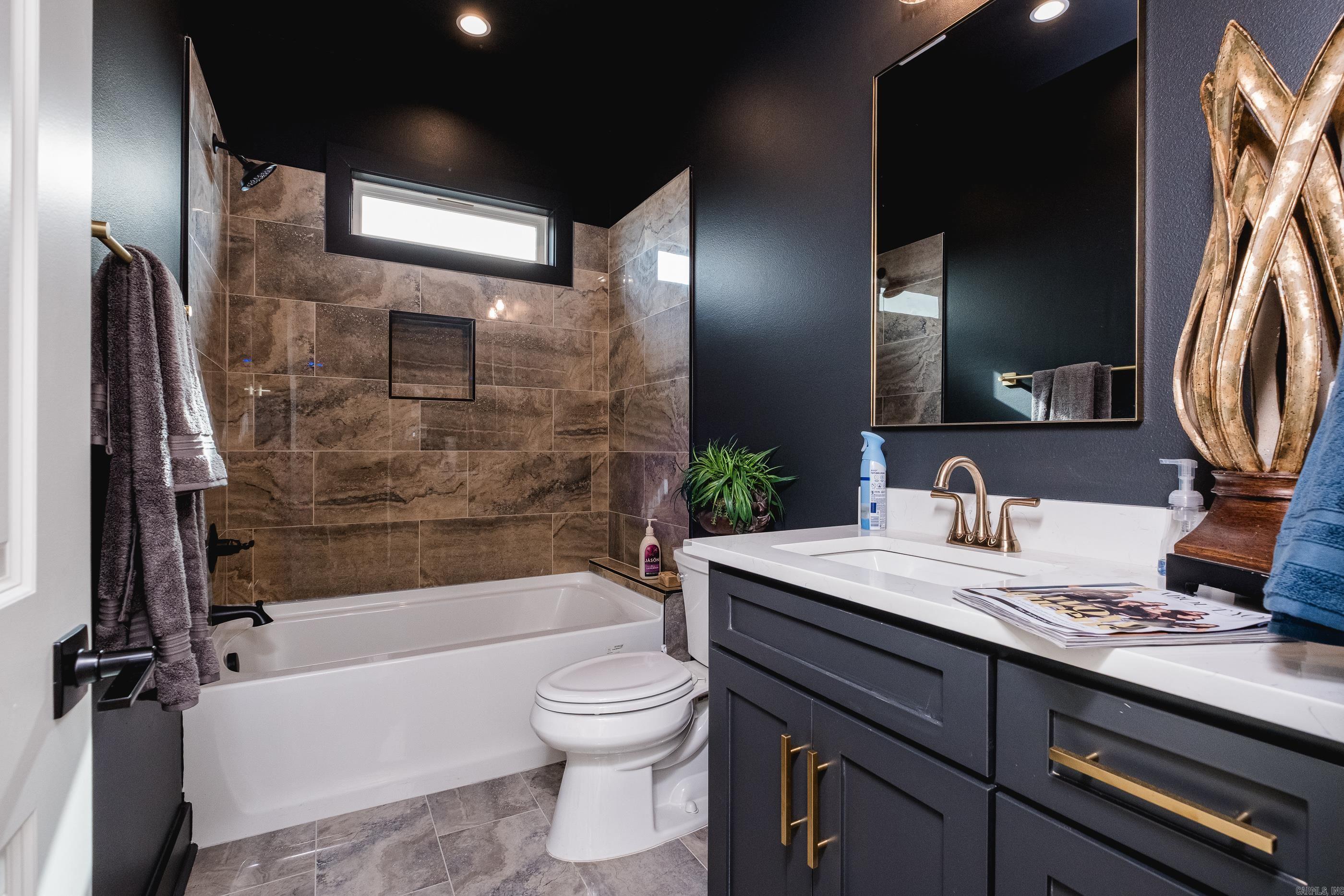 11325 Jamestown  Little Rock, AR