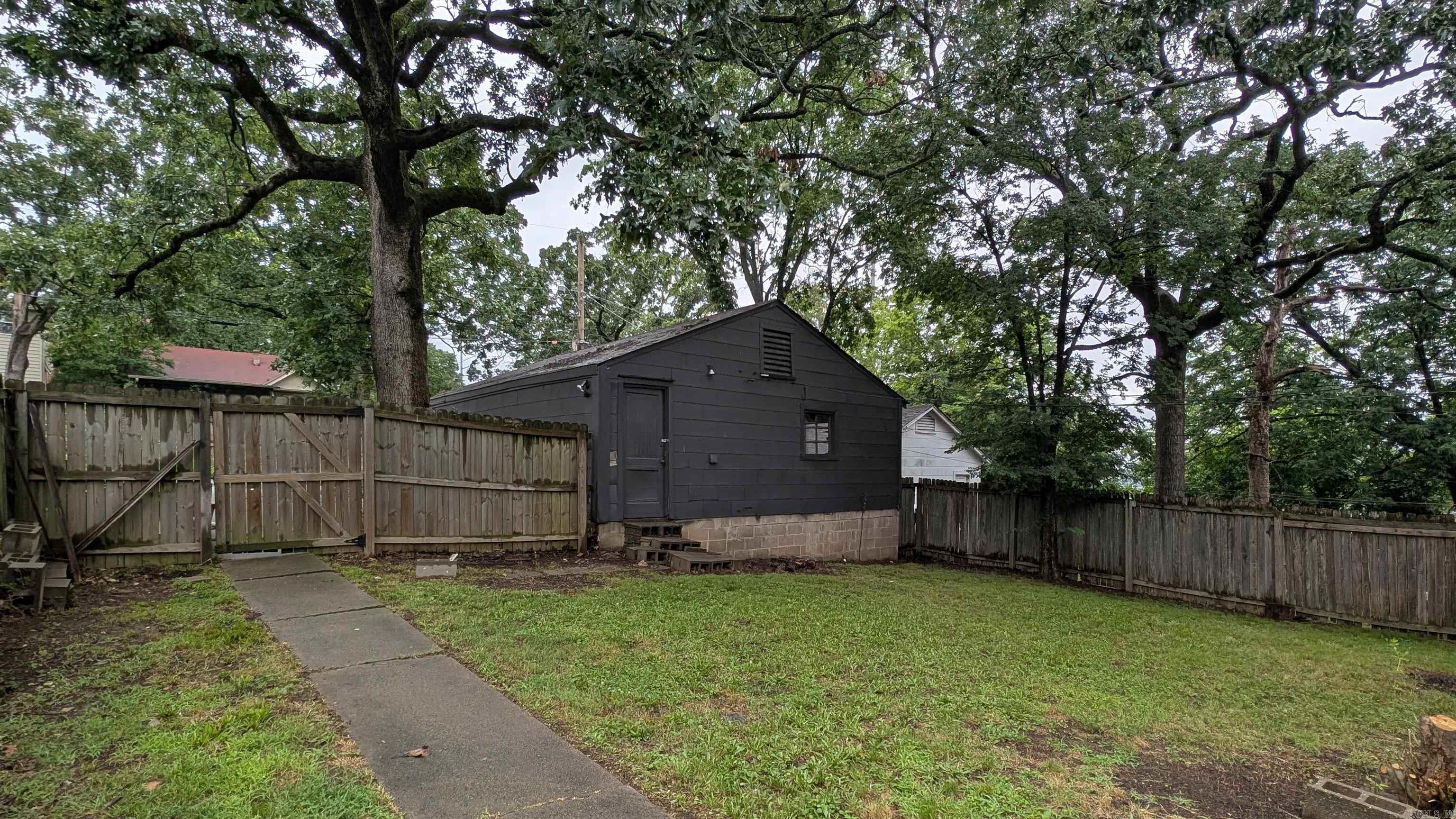 326 N Summit  Little Rock, AR