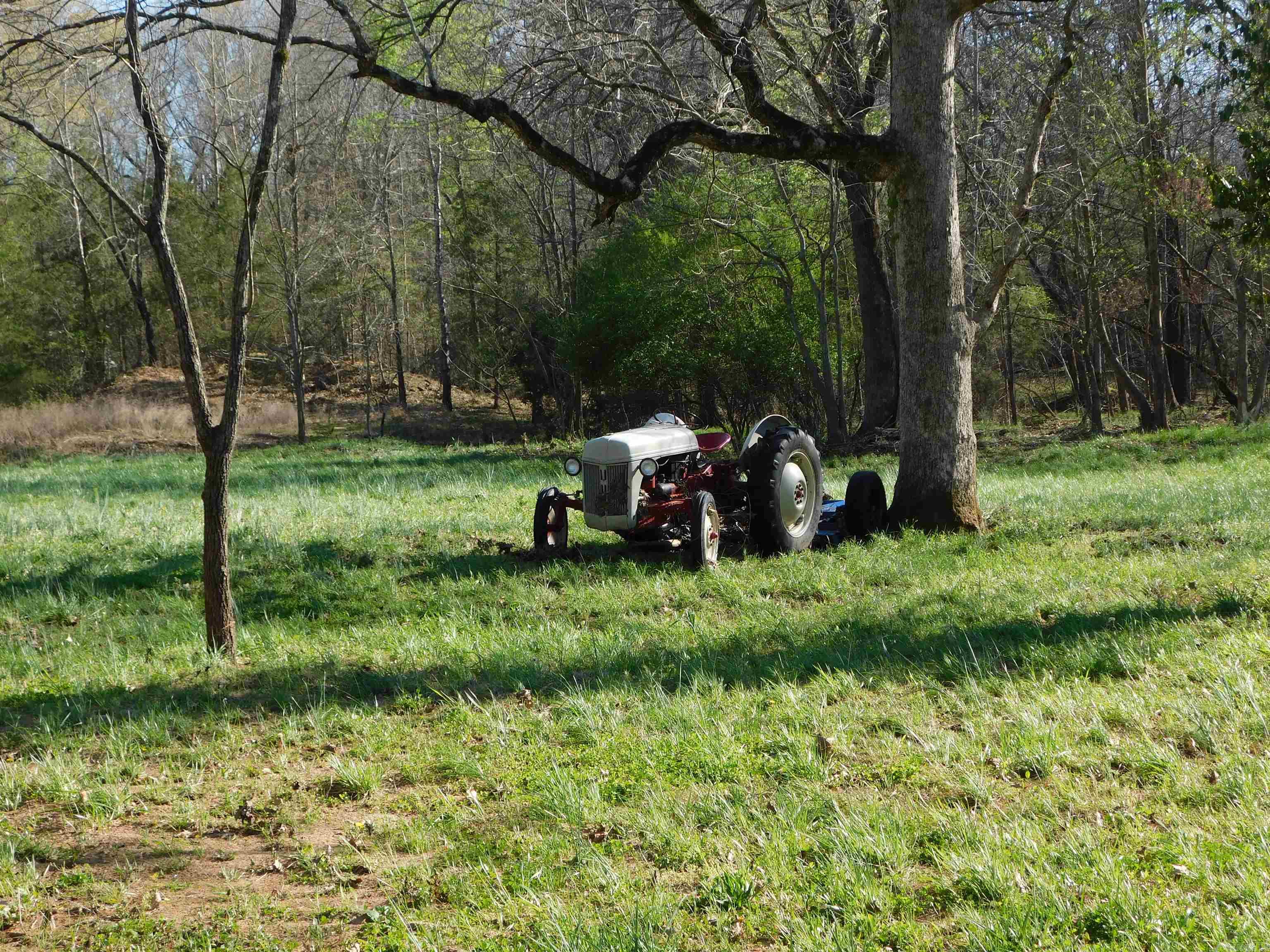 000 Old Military Road  Mountain Home, AR