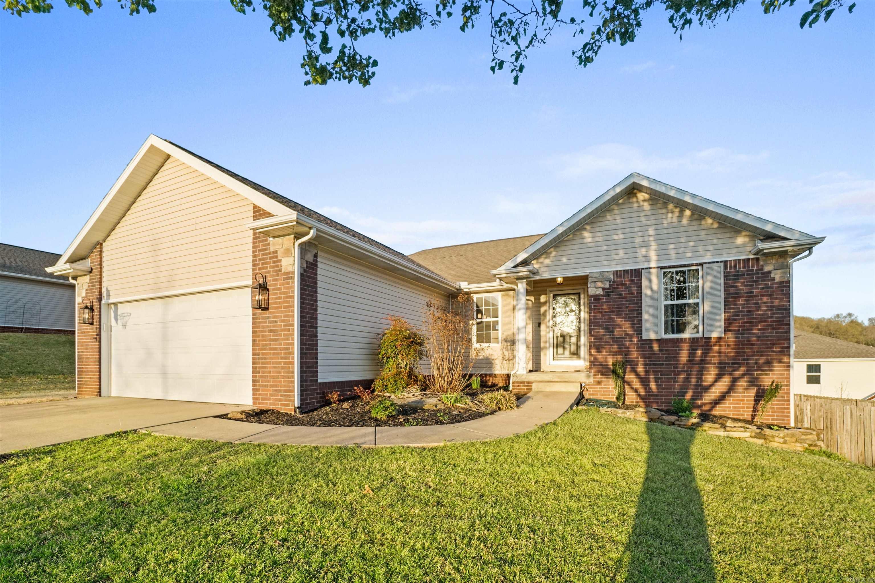 1905 Highgrove Rd.  Harrison, AR