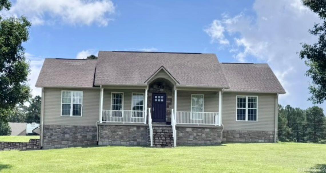 389 Plantation Circle