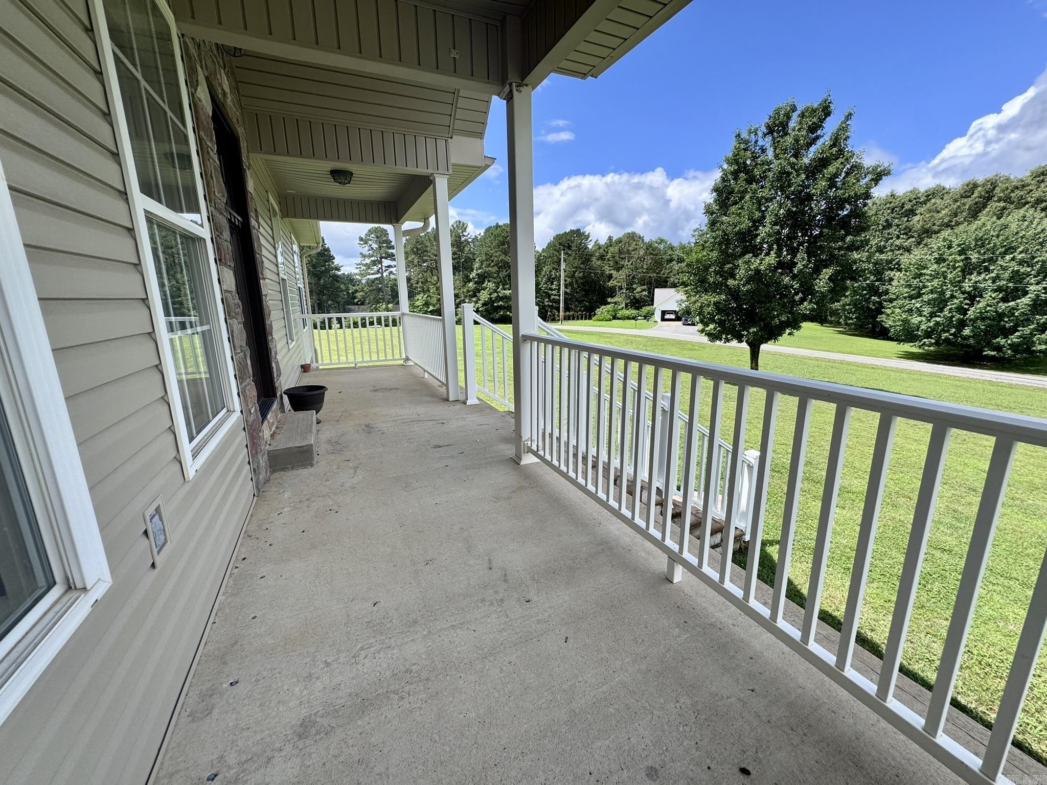 389 Plantation Circle  Melbourne, AR
