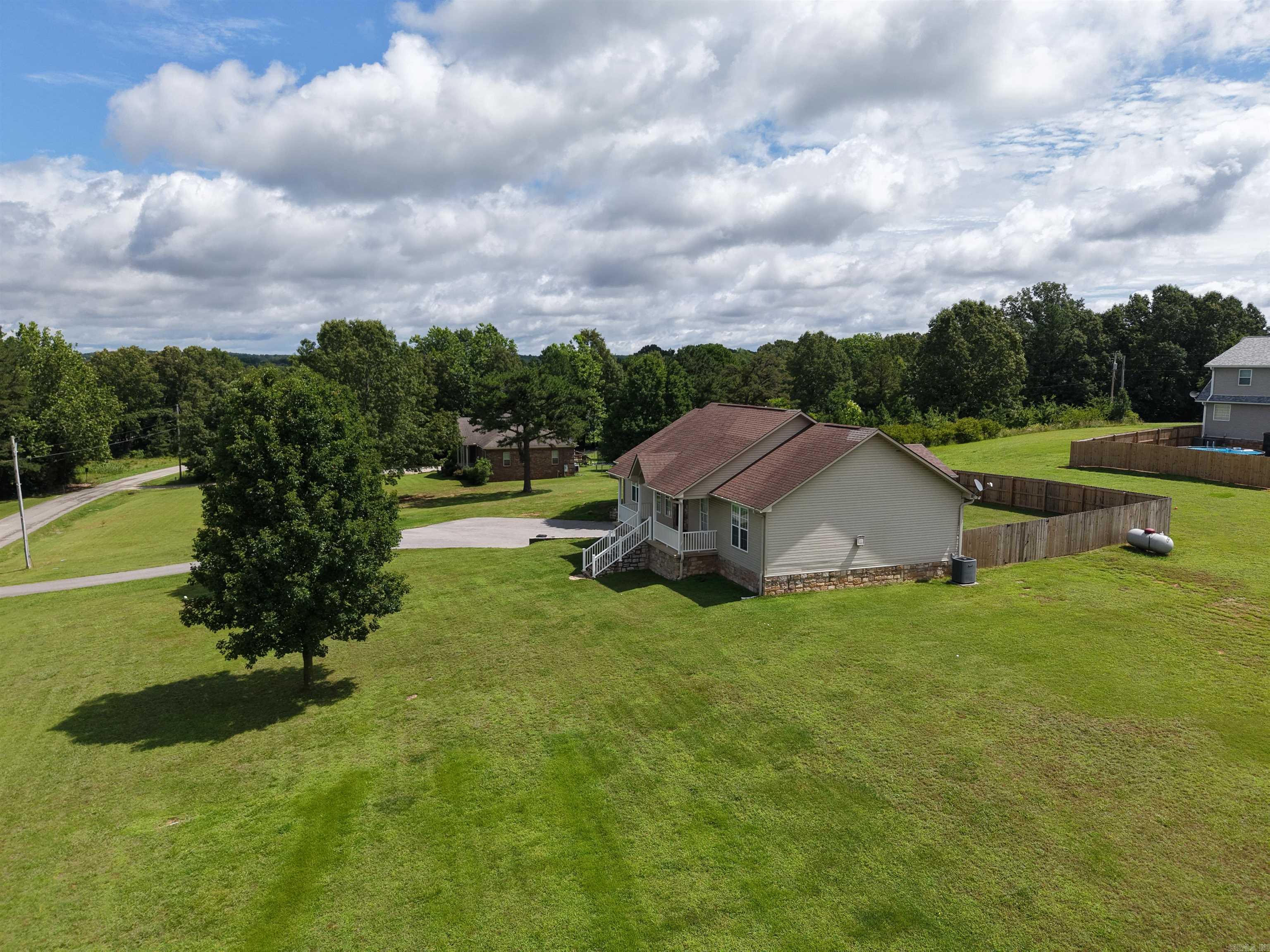 389 Plantation Circle  Melbourne, AR