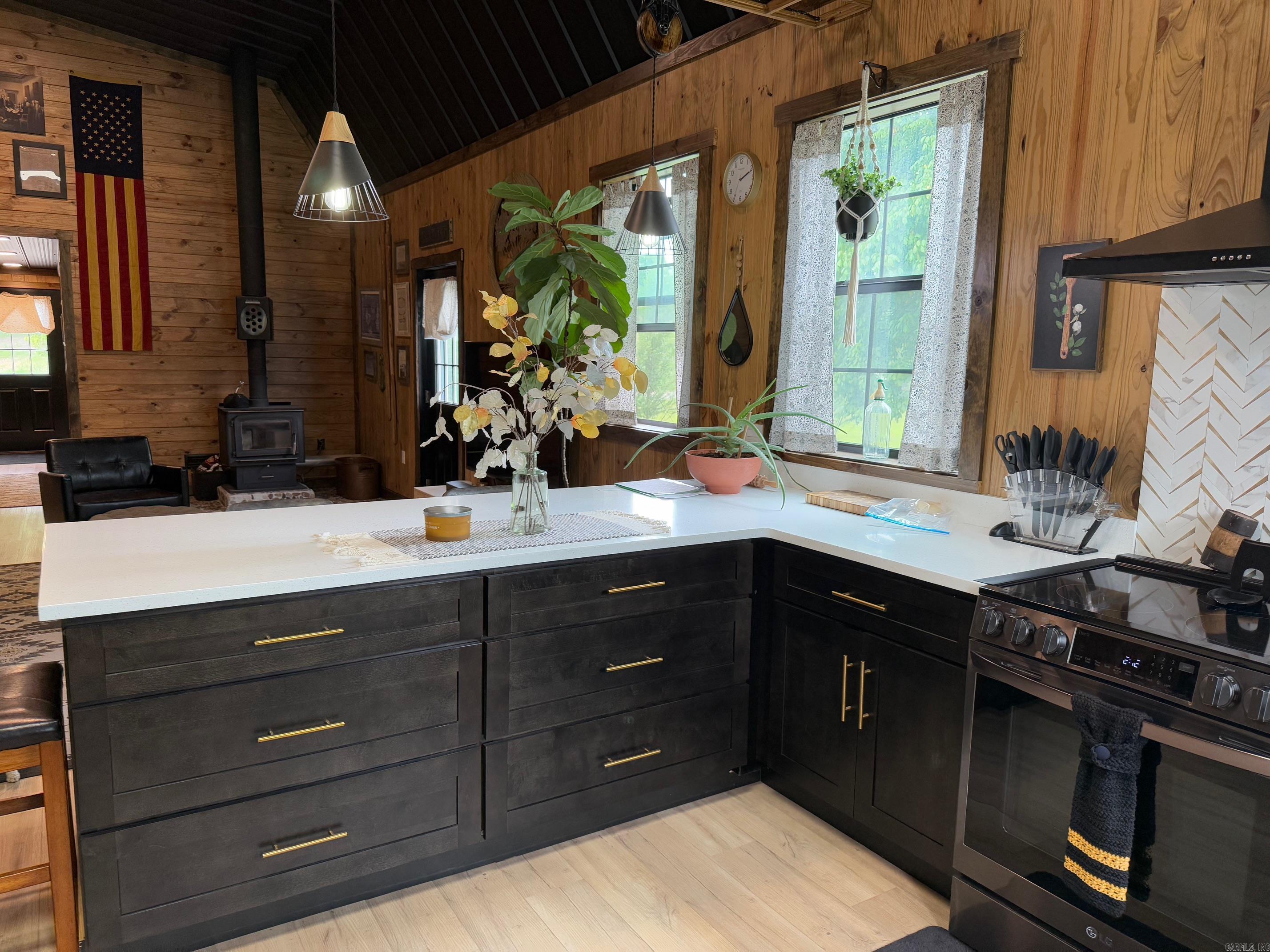 2052 Central  Bull Shoals, AR