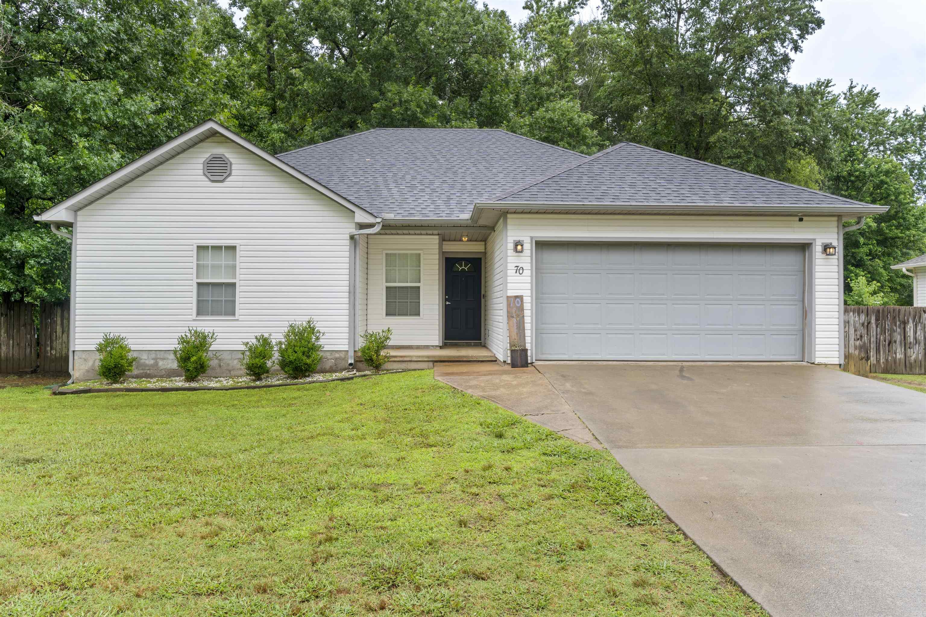 70 Peach  Austin, AR