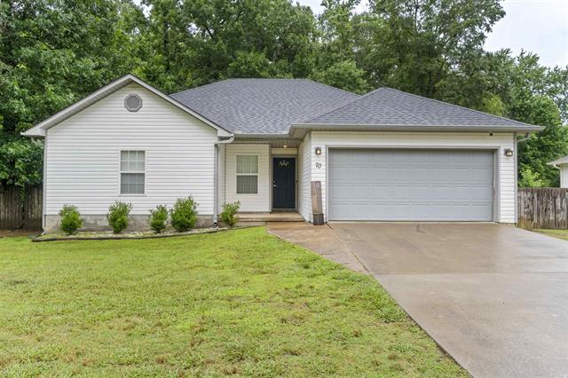 70  Peach  Austin, AR