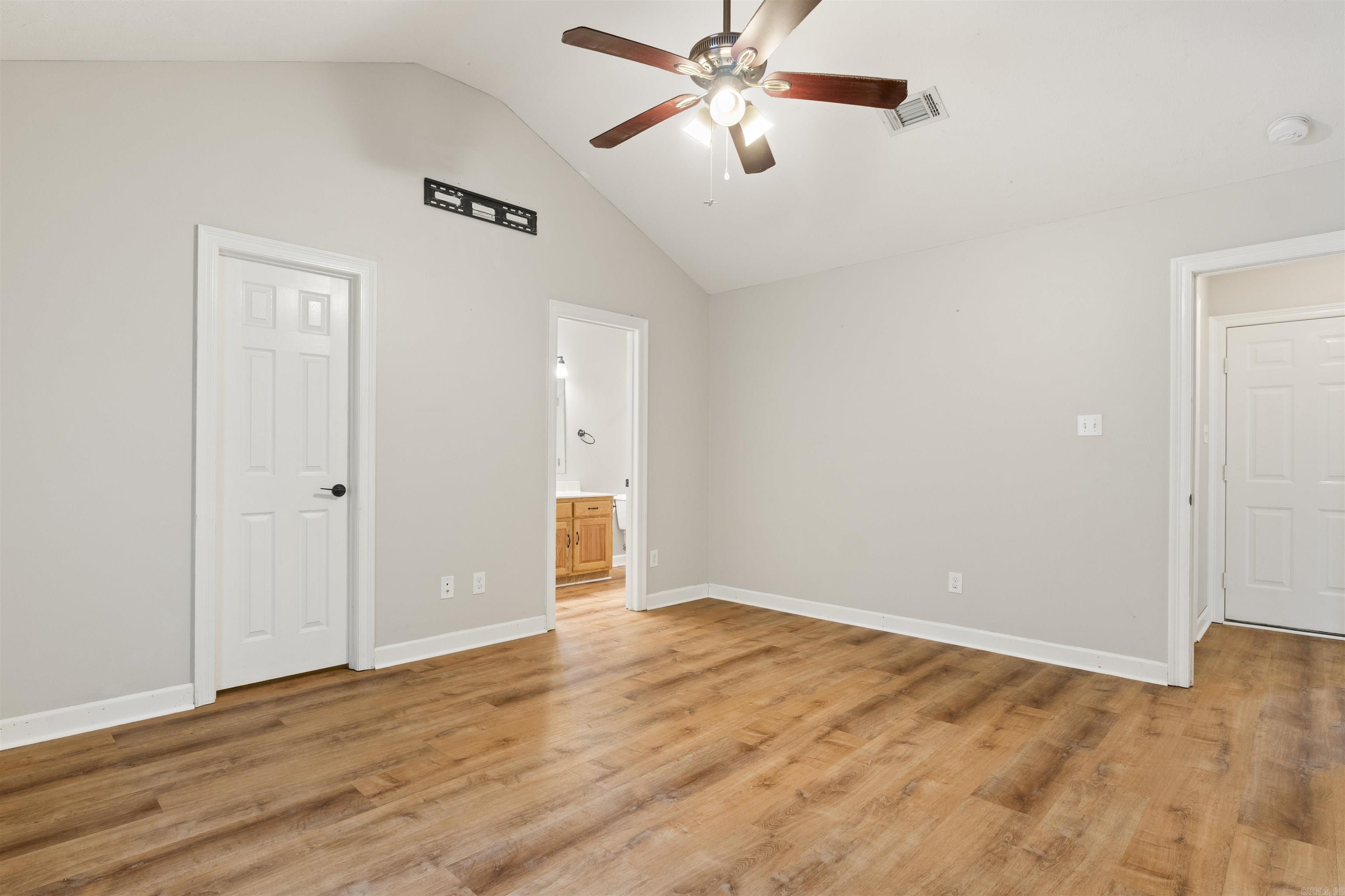 70 Peach  Austin, AR