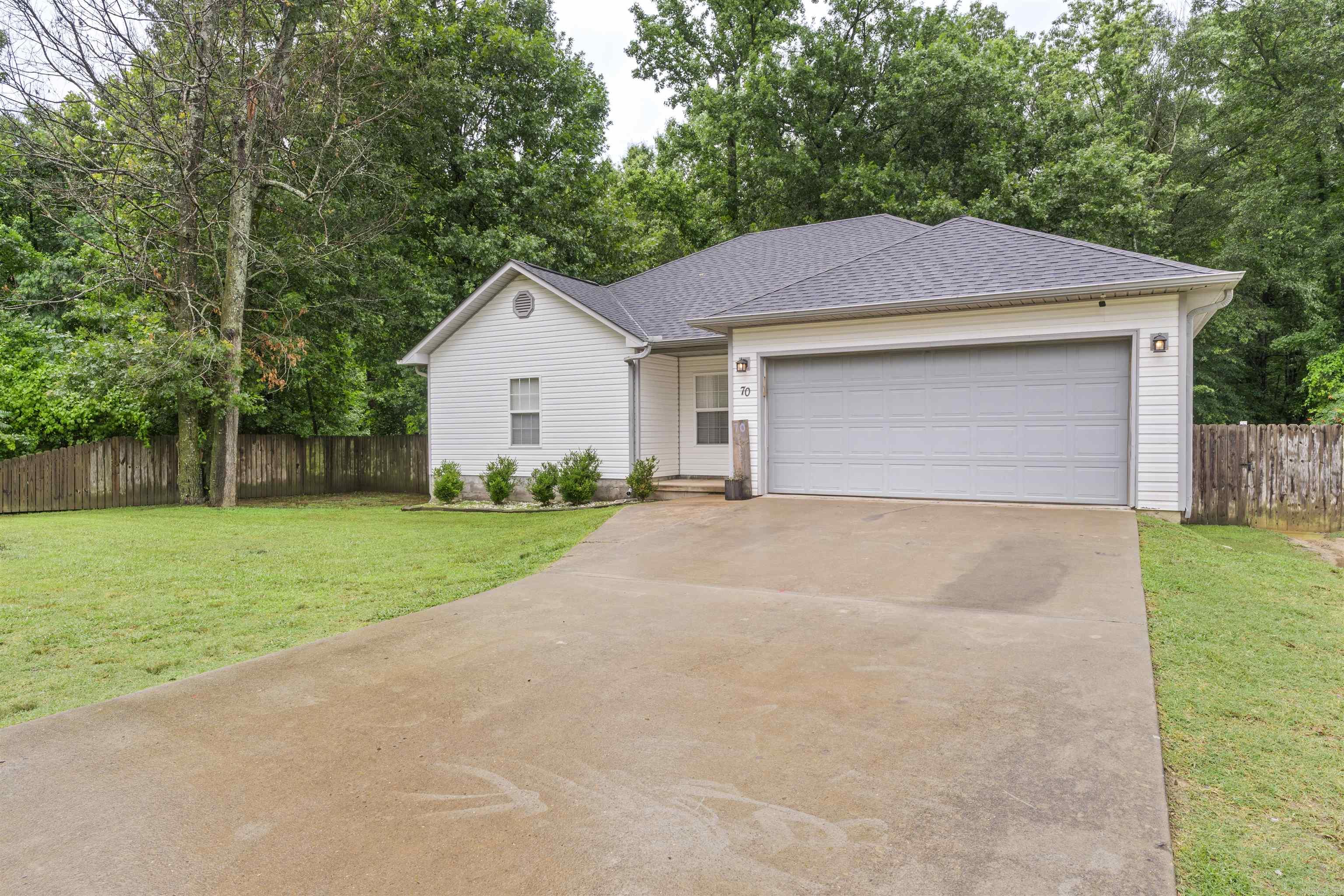 70 Peach  Austin, AR