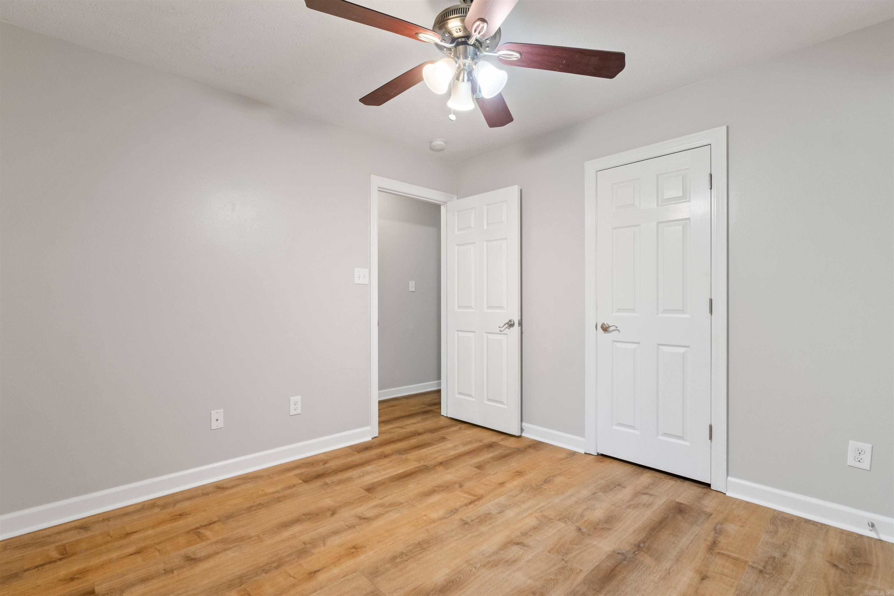 70 Peach  Austin, AR
