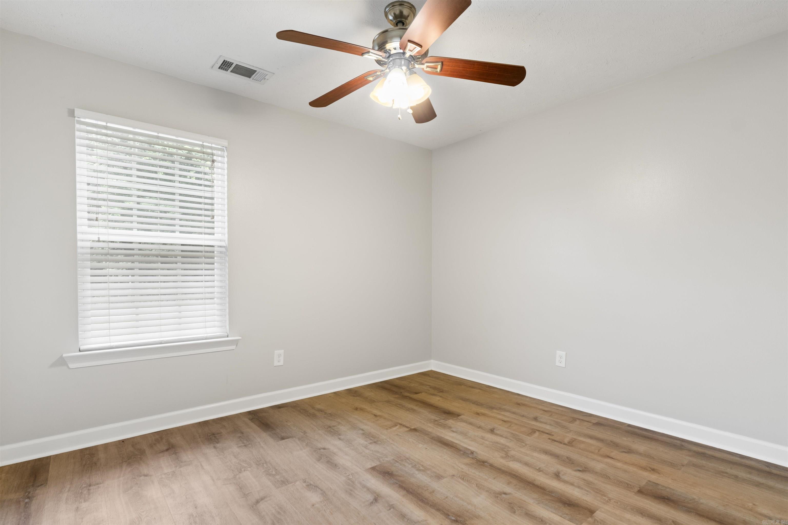 70 Peach  Austin, AR