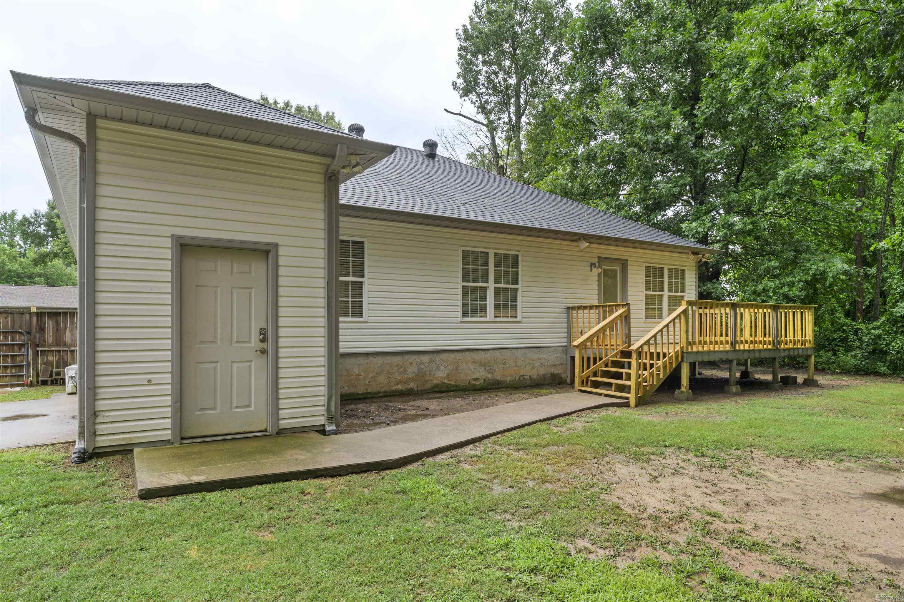 70 Peach  Austin, AR