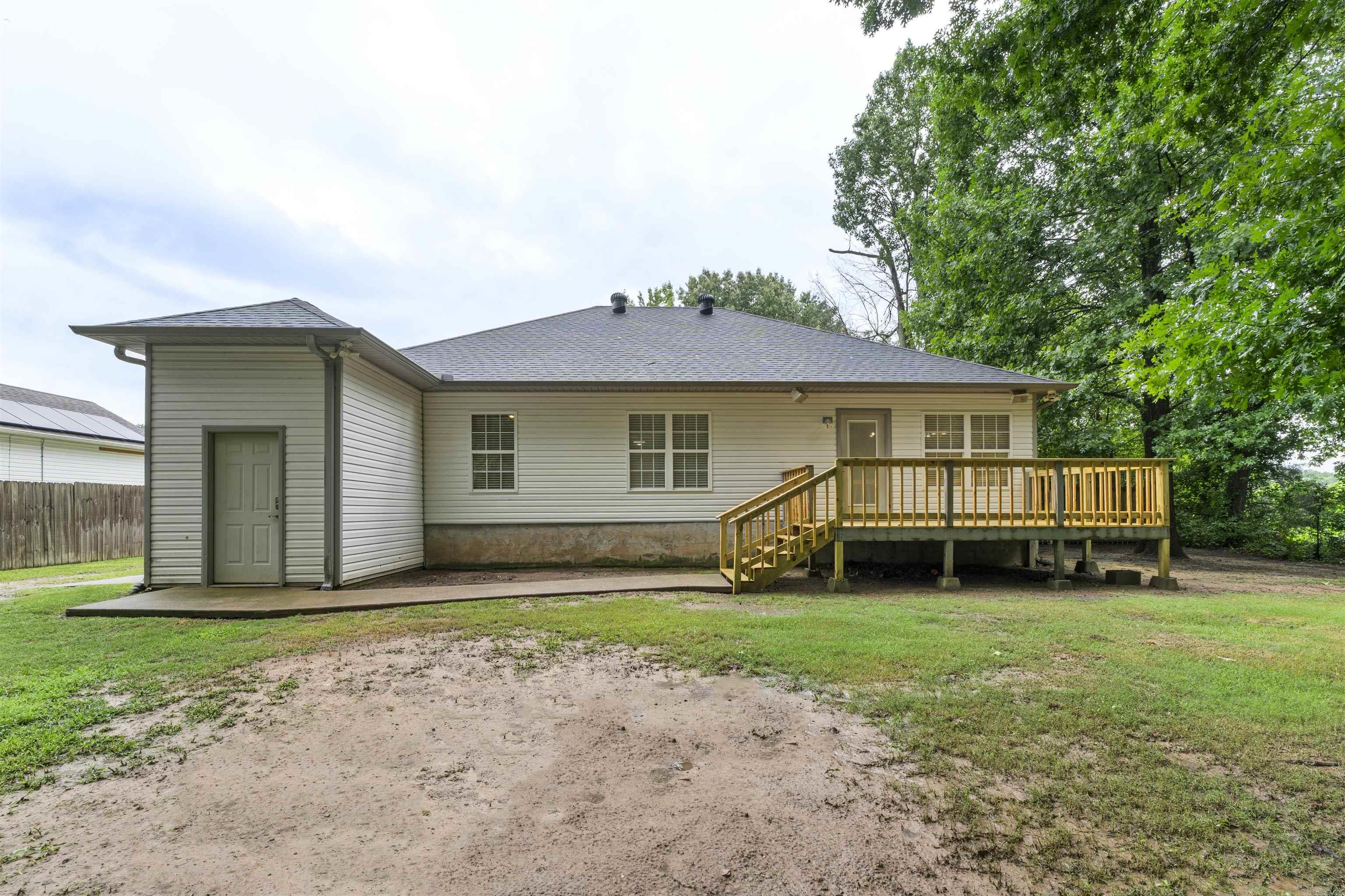 70 Peach  Austin, AR