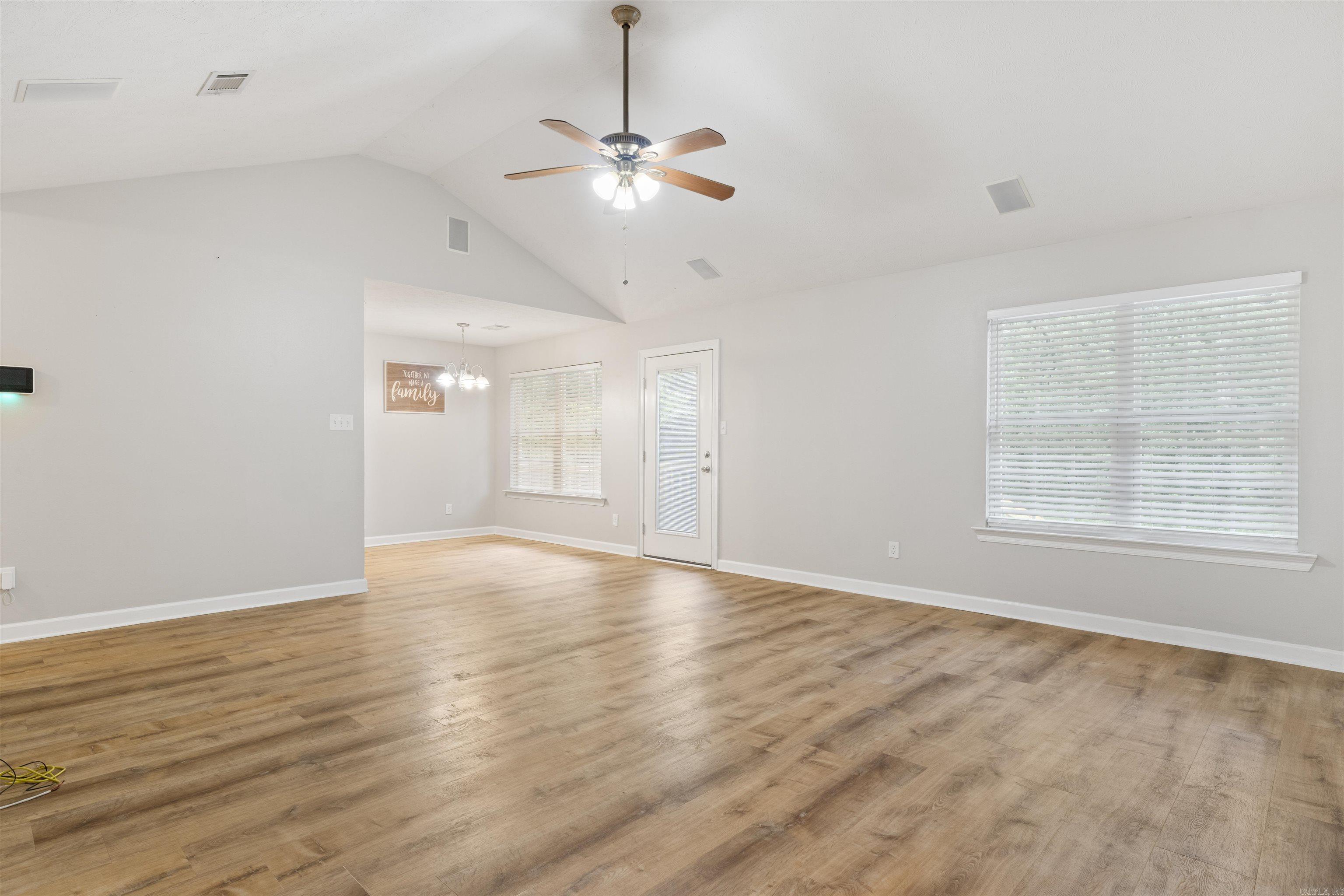70 Peach  Austin, AR